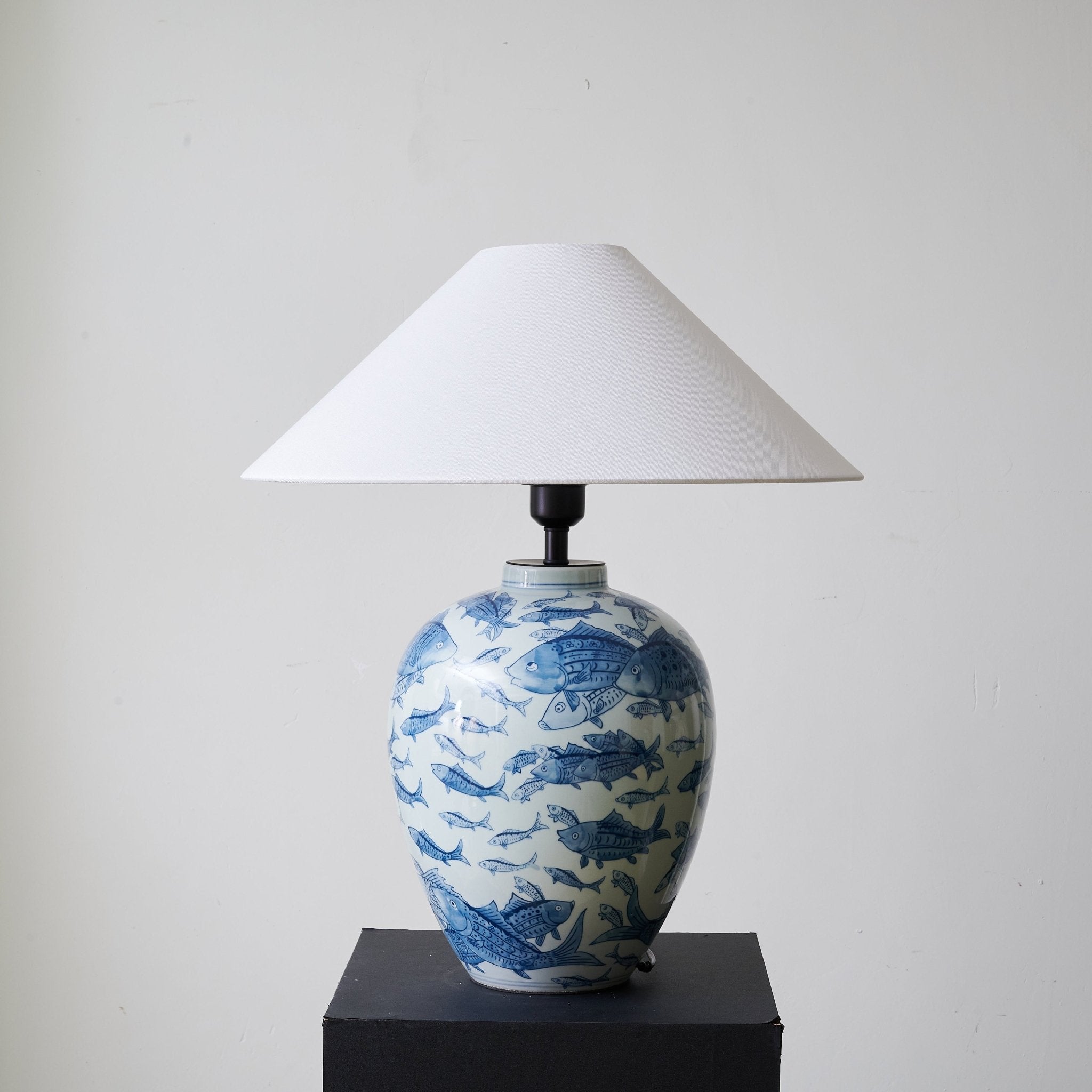 Orlyss Fabric Traditional Table Lamp - Letslighting
