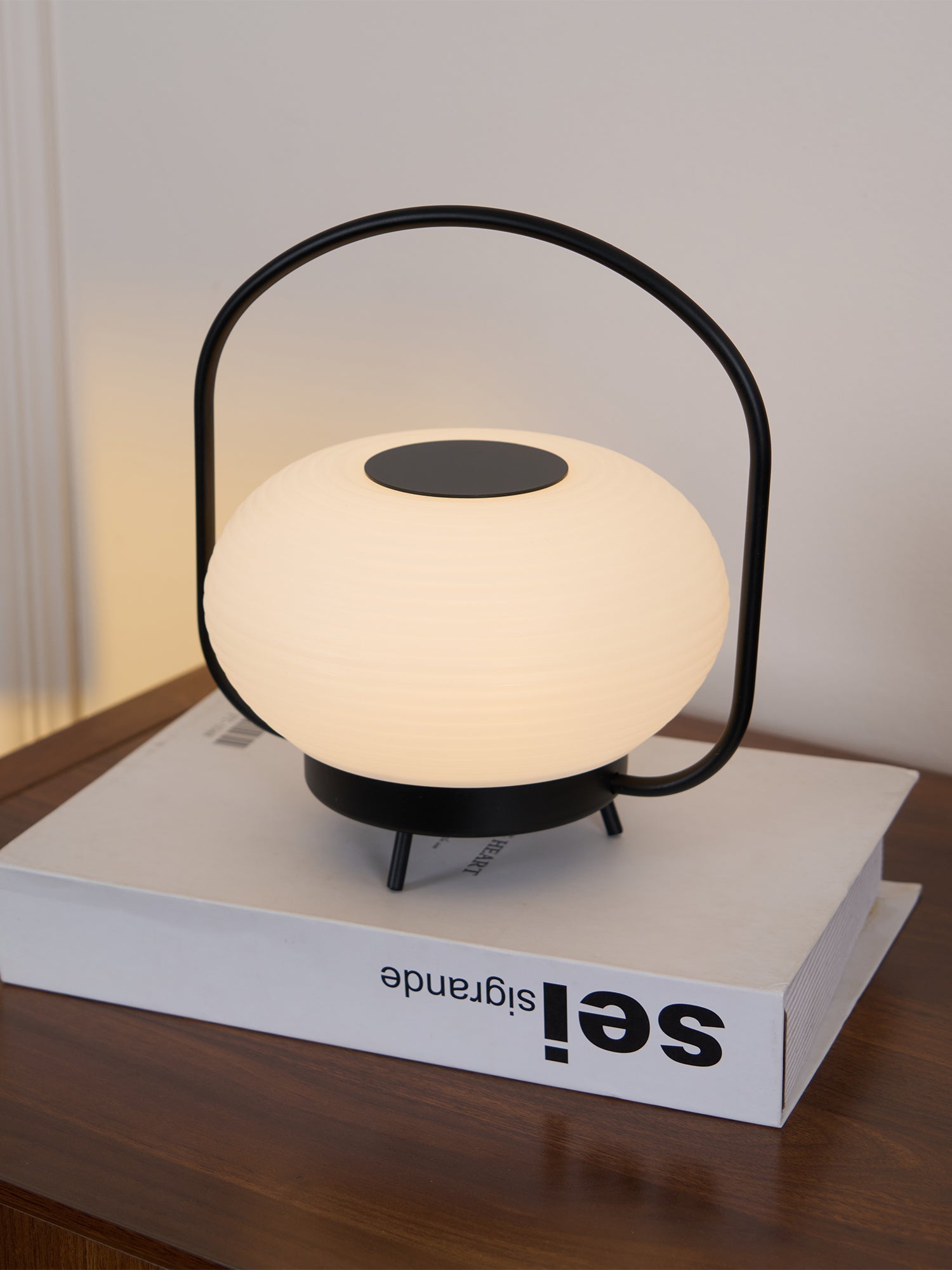 Andrea Minimalist Table Lamp - Letslighting