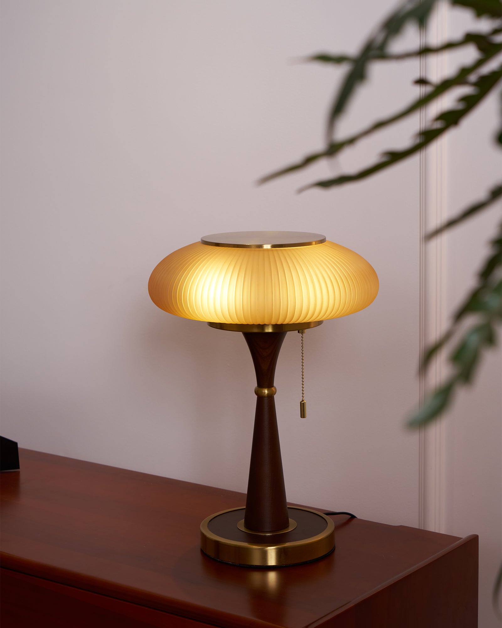 Orton Wood Vintage Table Lamp - Letslighting