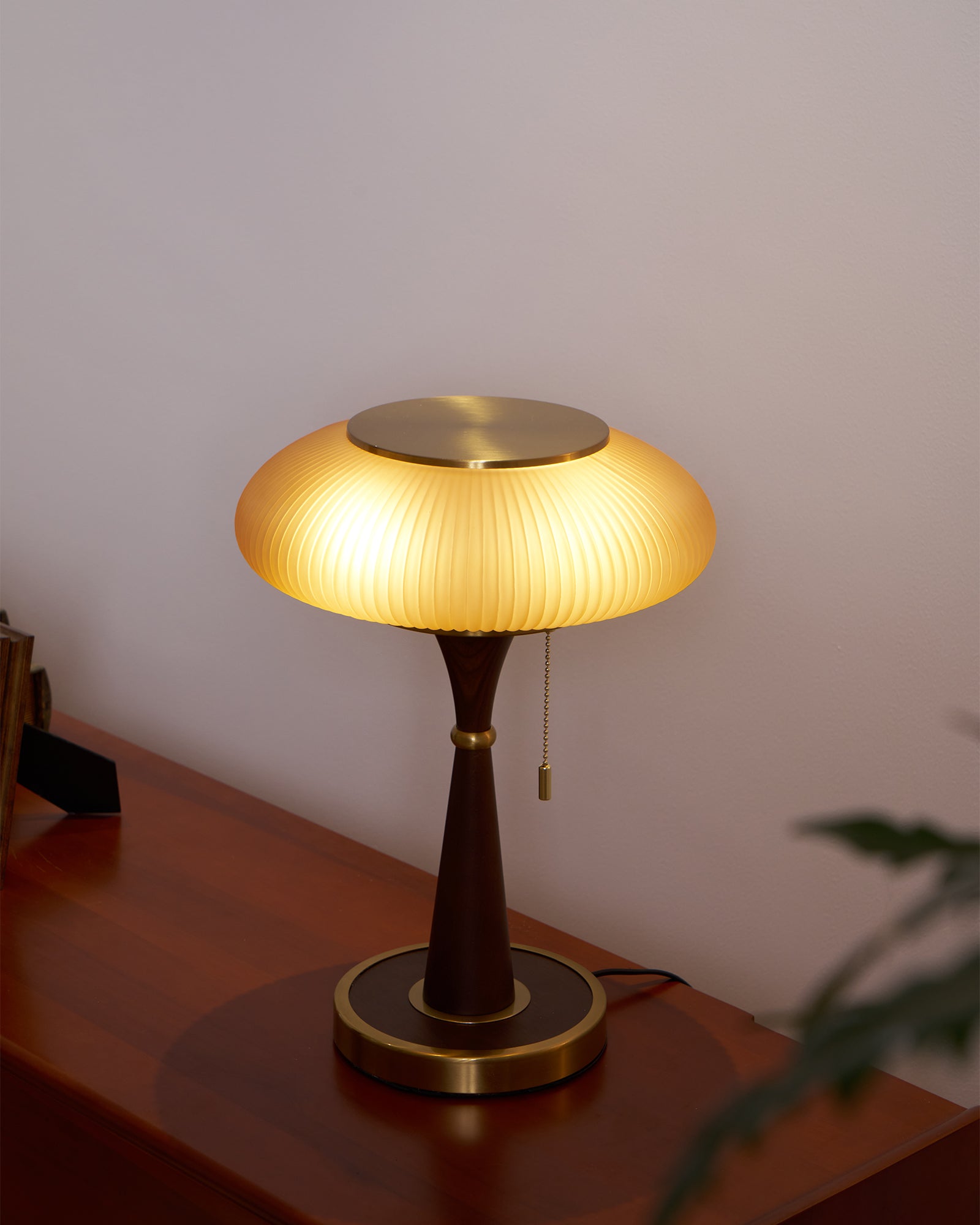 Orton Wood Vintage Table Lamp - Letslighting