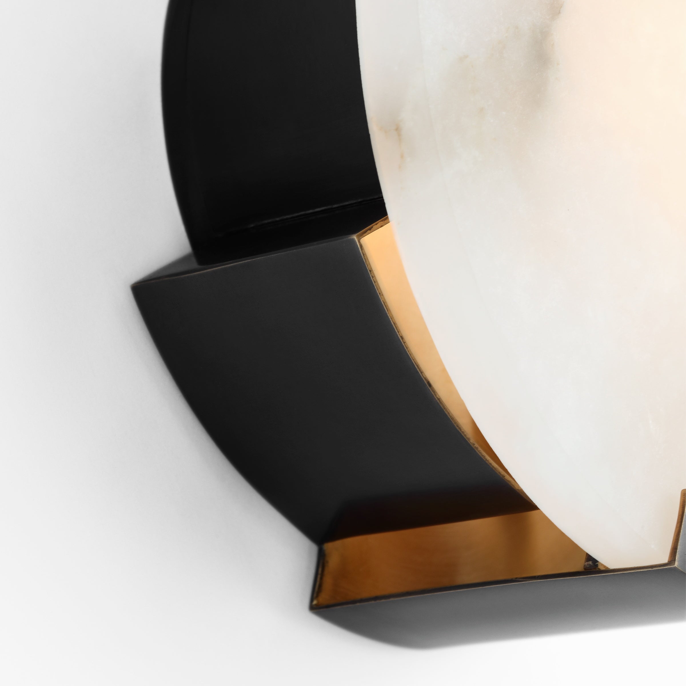 Avsolisra Modern Minimalist Round Alabaster Wall Lamp - Letslighting
