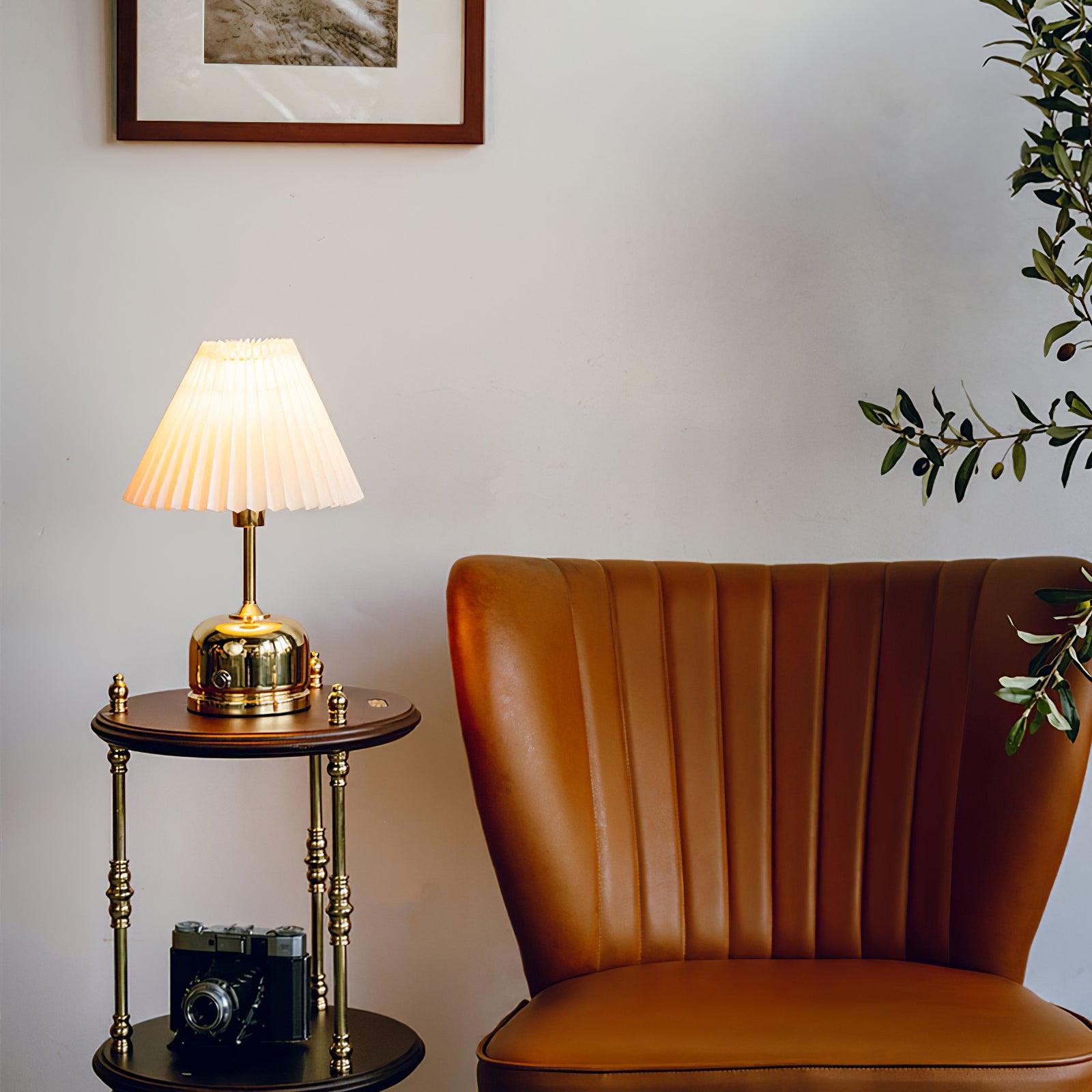 Lynn Modern Table Lamp - Letslighting