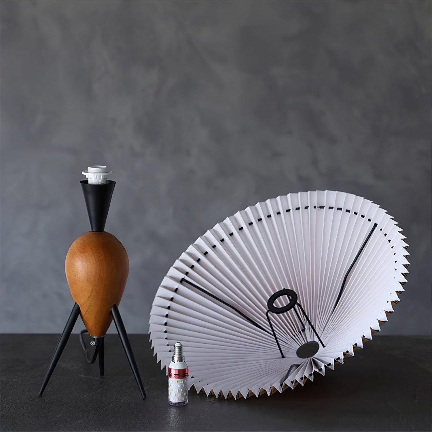 Elyse Wood & Fabric Retro Table Lamp - Letslighting