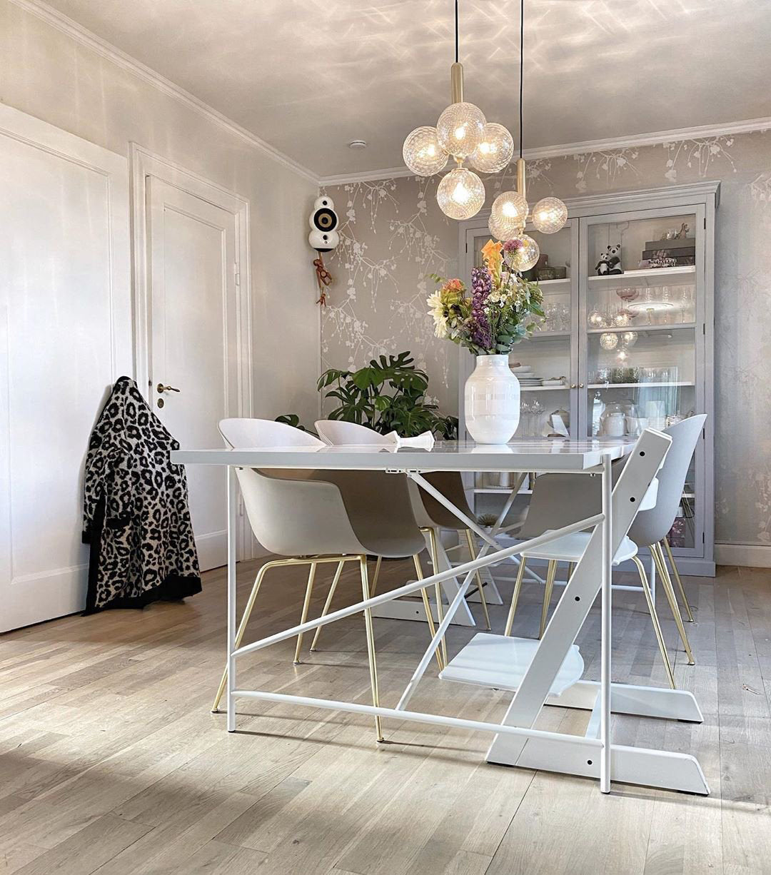 Velain Brass Industrial Pendant Light - Letslighting