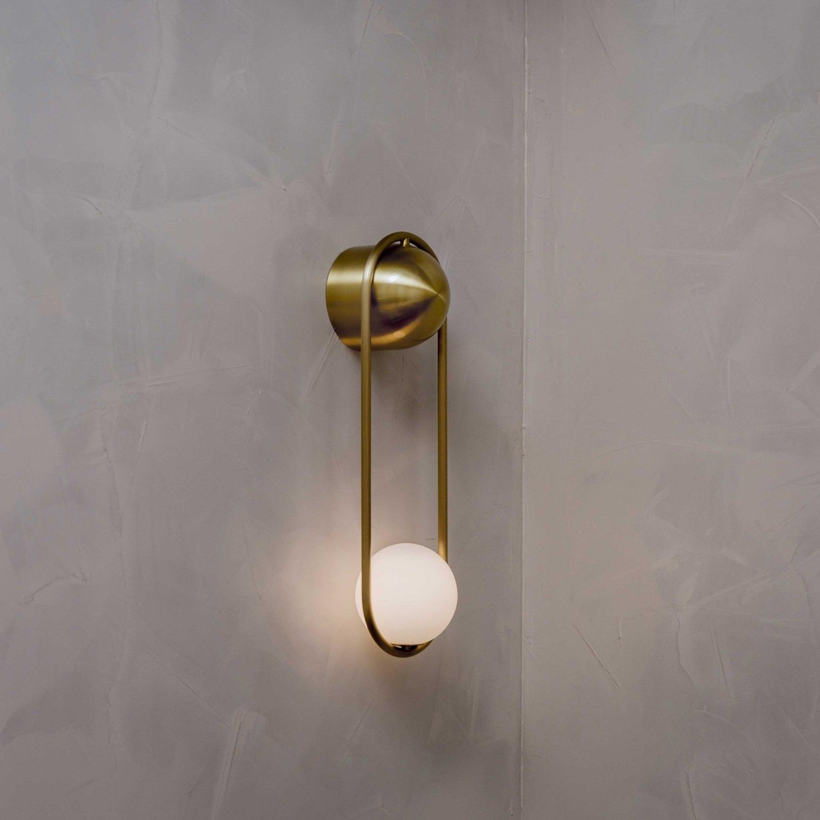 Radiain Brass Minimalist Wall Lamp - Letslighting