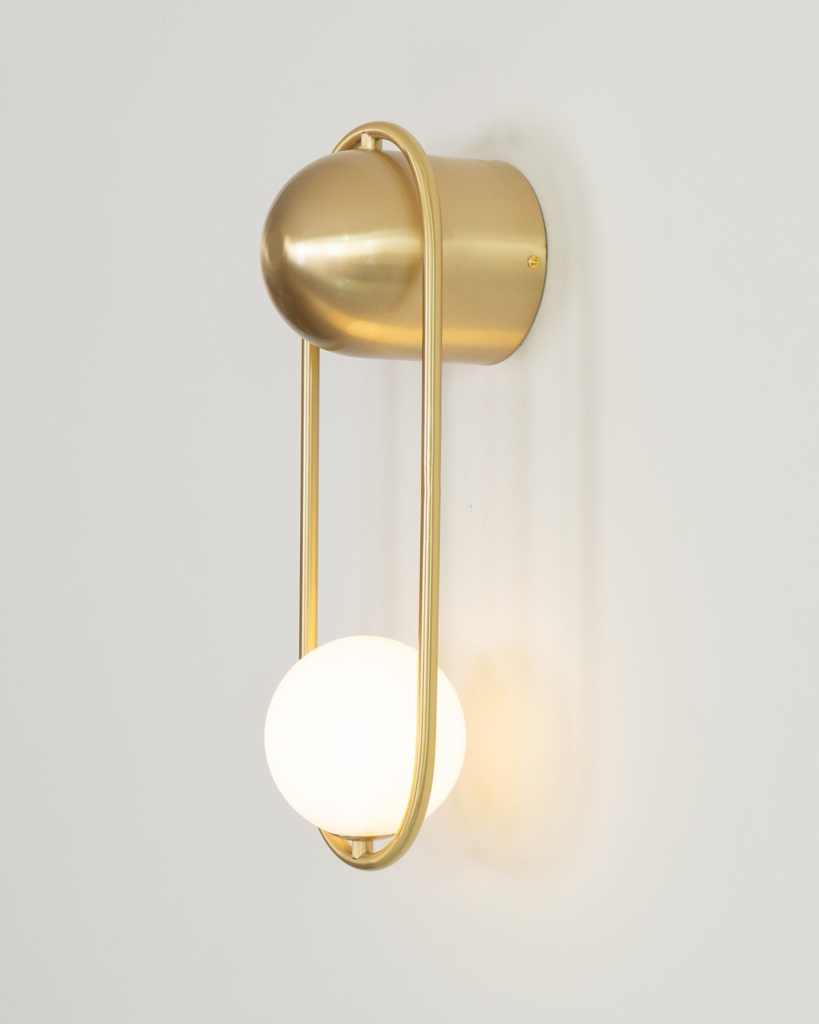 Radiain Brass Minimalist Wall Lamp - Letslighting