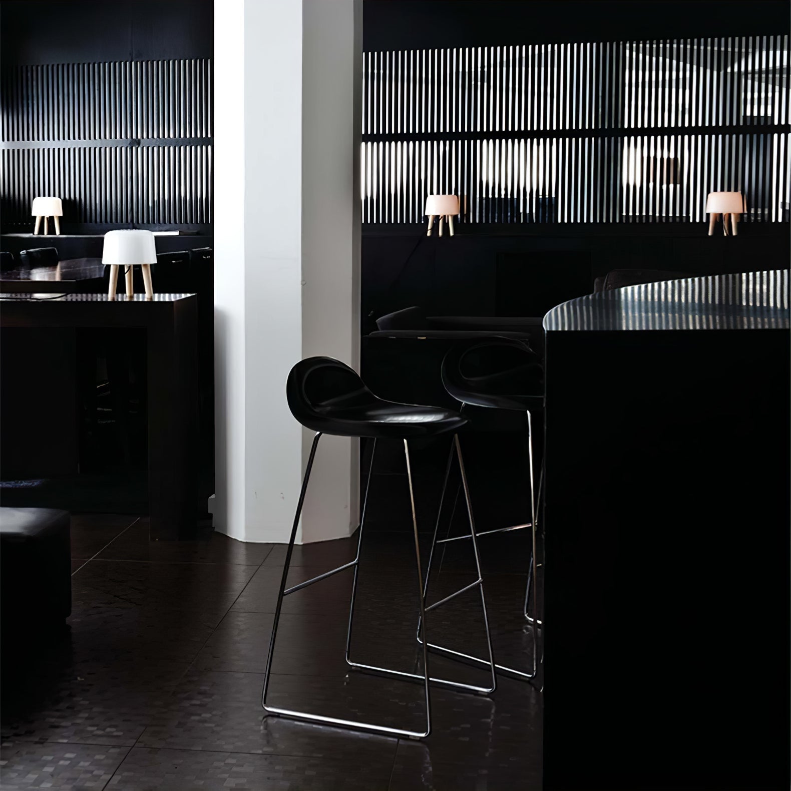 GlowPod Wood Milk Table Lamp - Letslighting