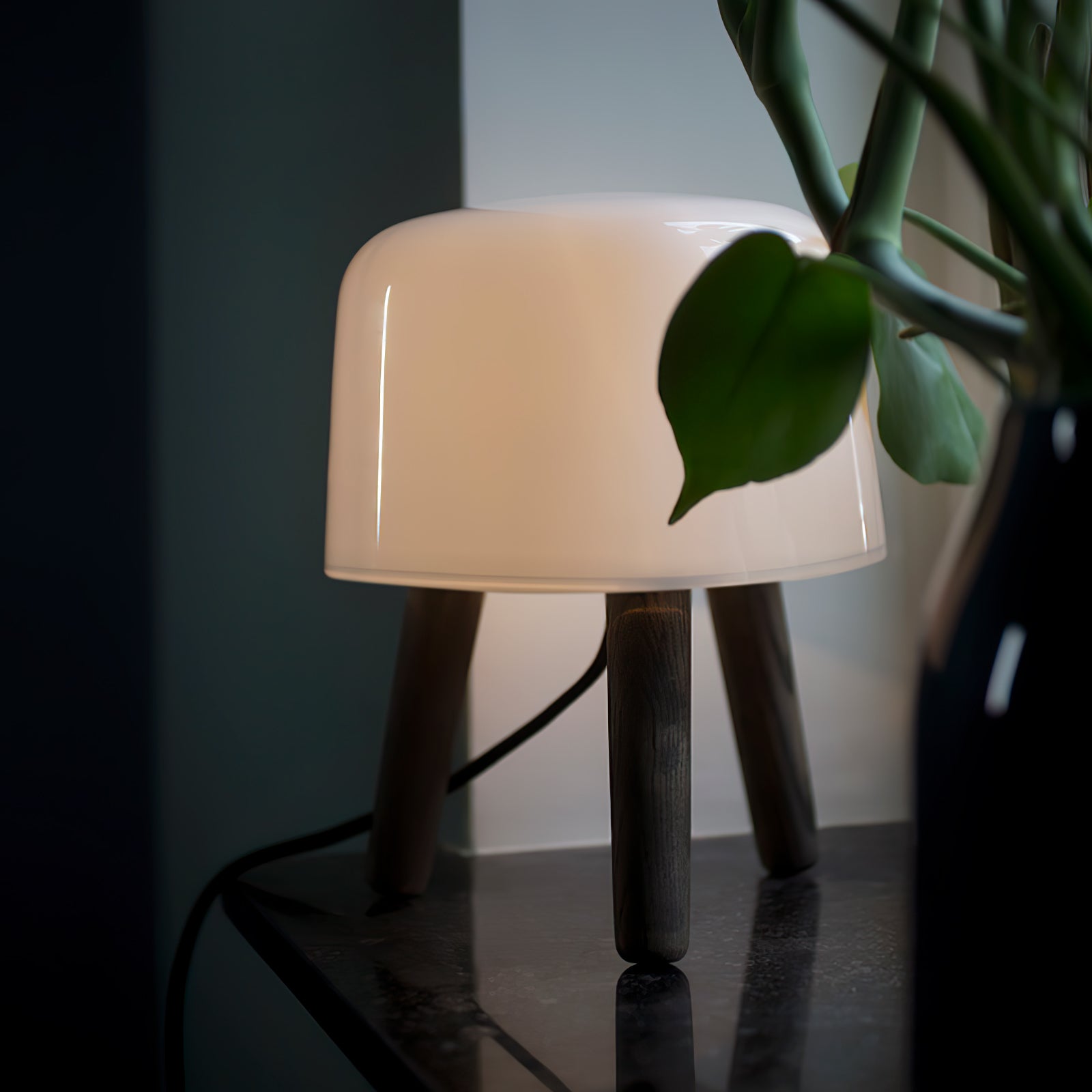GlowPod Wood Milk Table Lamp - Letslighting