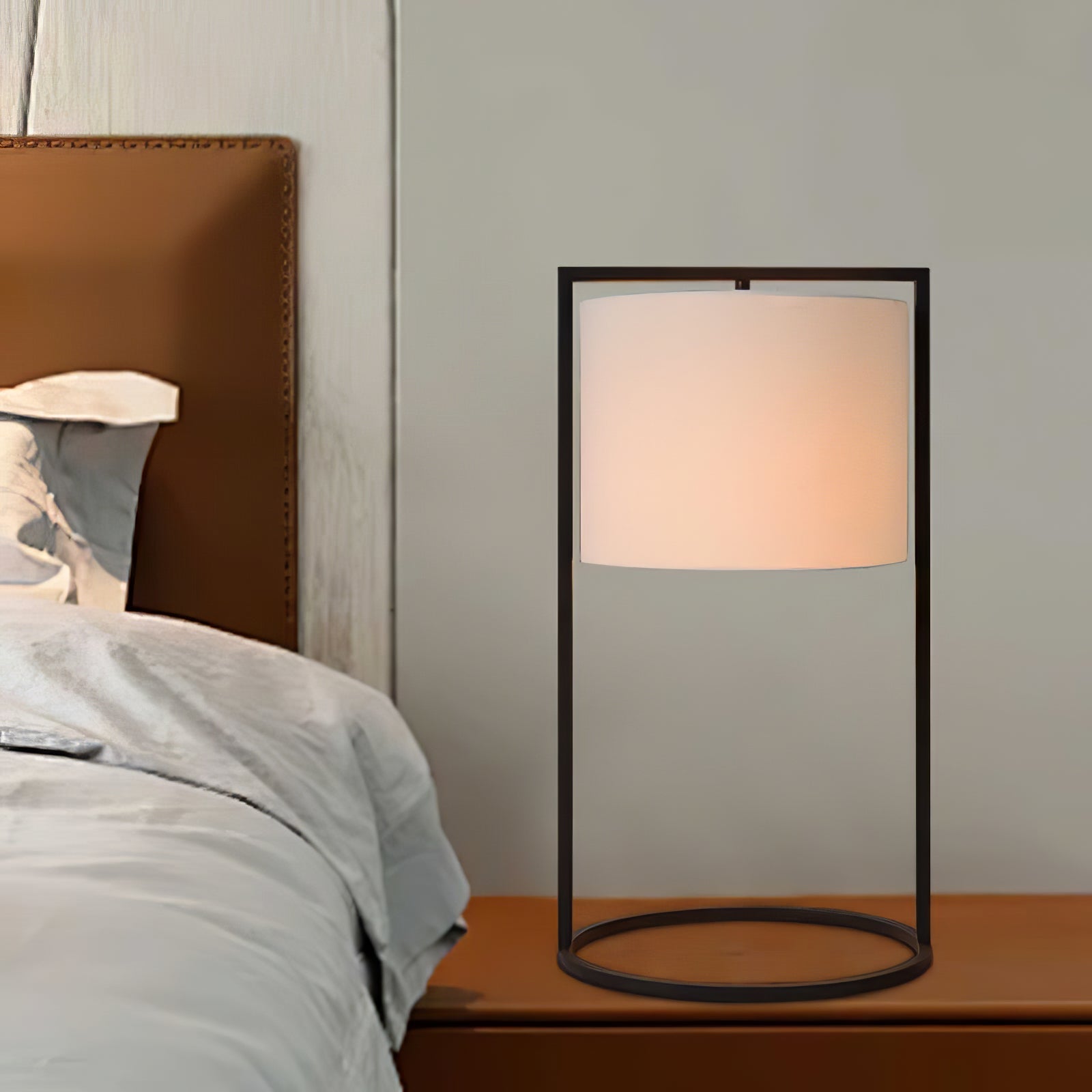 Kael Minimalist Table Lamp - Letslighting