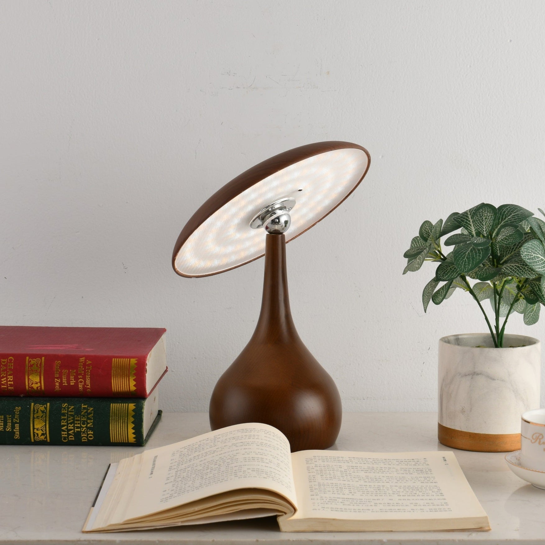 Orbis Vintage Wood Table Lamp - Letslighting