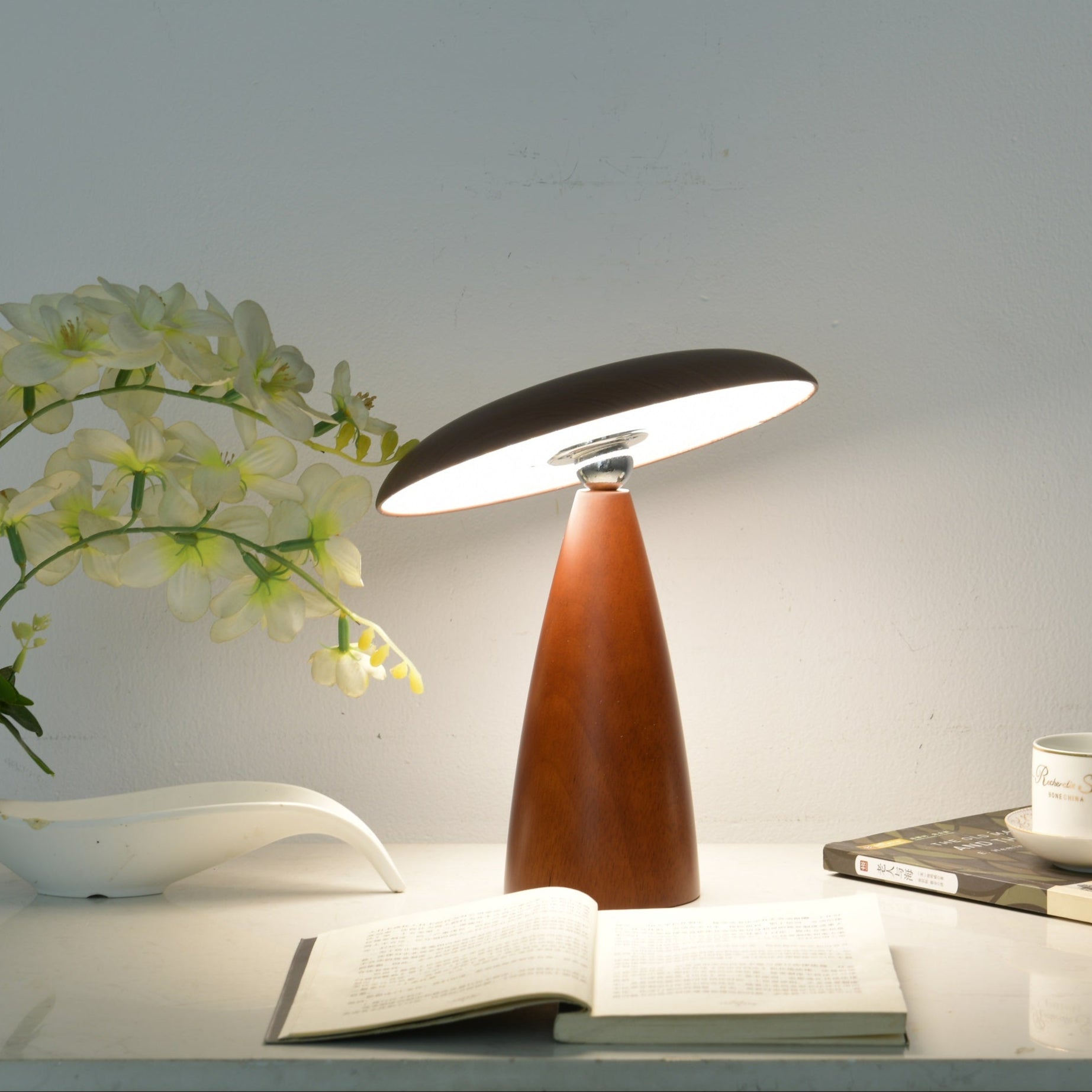 Orbis Vintage Wood Table Lamp - Letslighting