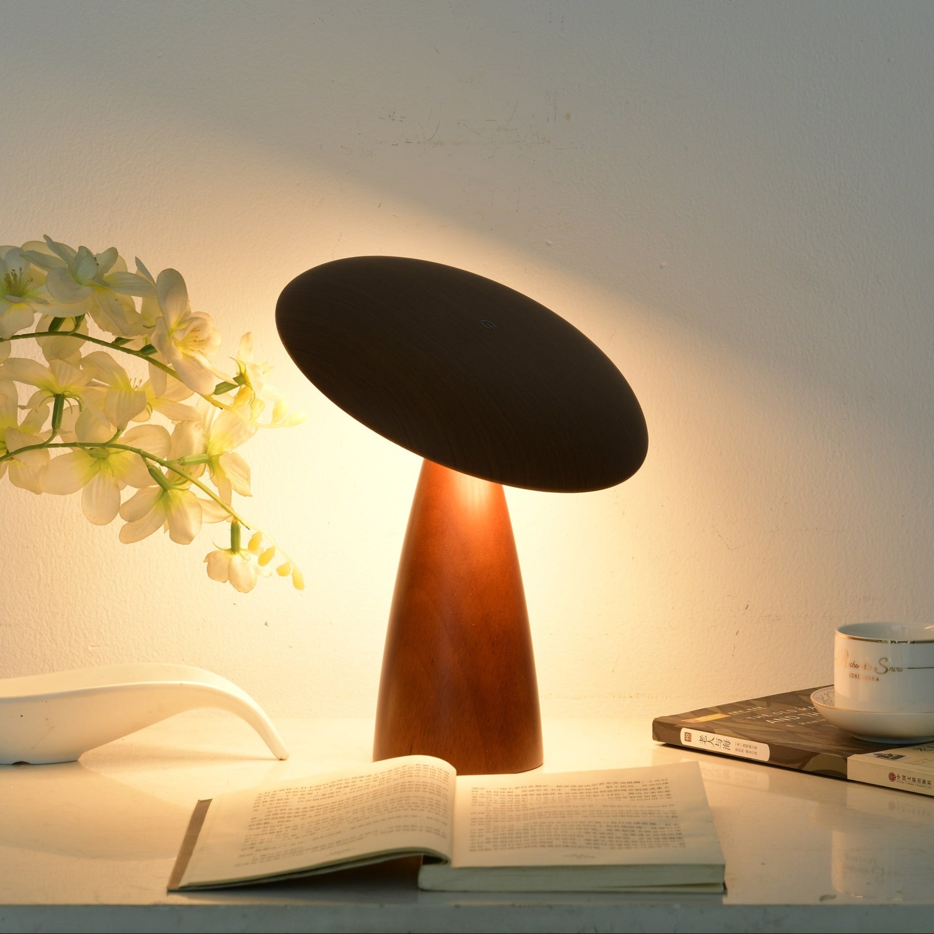 Orbis Vintage Wood Table Lamp - Letslighting