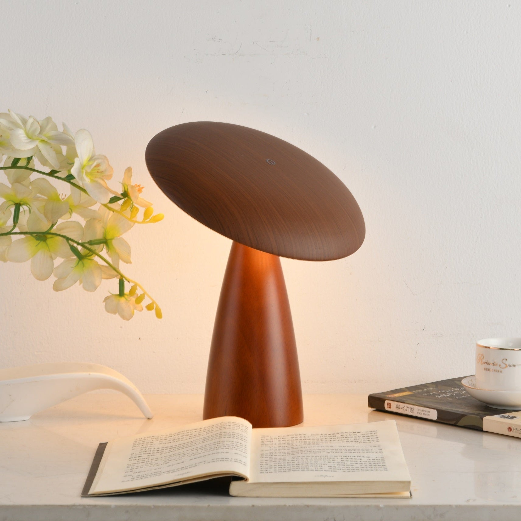 Orbis Vintage Wood Table Lamp - Letslighting