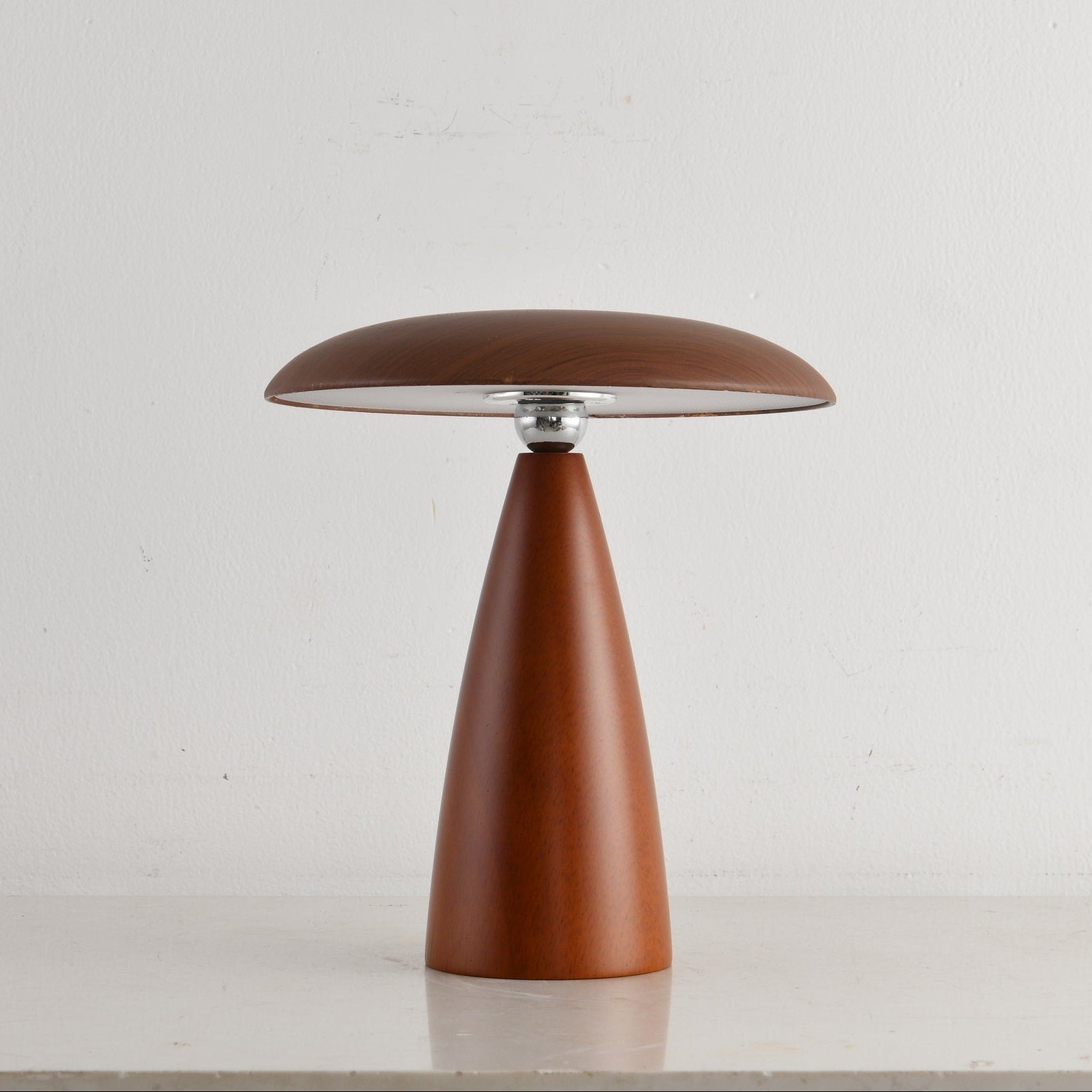 Orbis Vintage Wood Table Lamp - Letslighting
