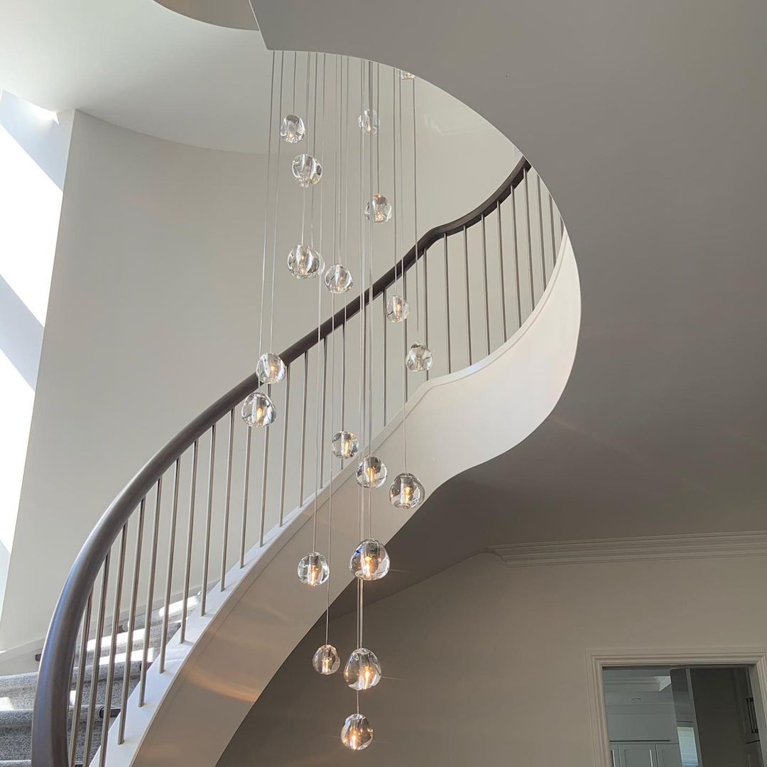 Avynor Postmodern Luxury Cherry Crystal Pendant Lamp - Letslighting