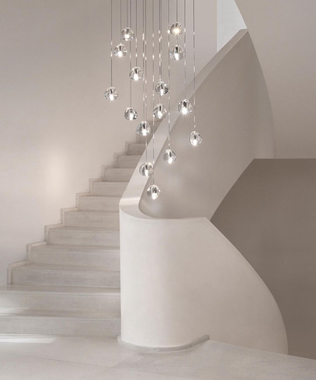 Avynor Postmodern Luxury Cherry Crystal Pendant Lamp - Letslighting