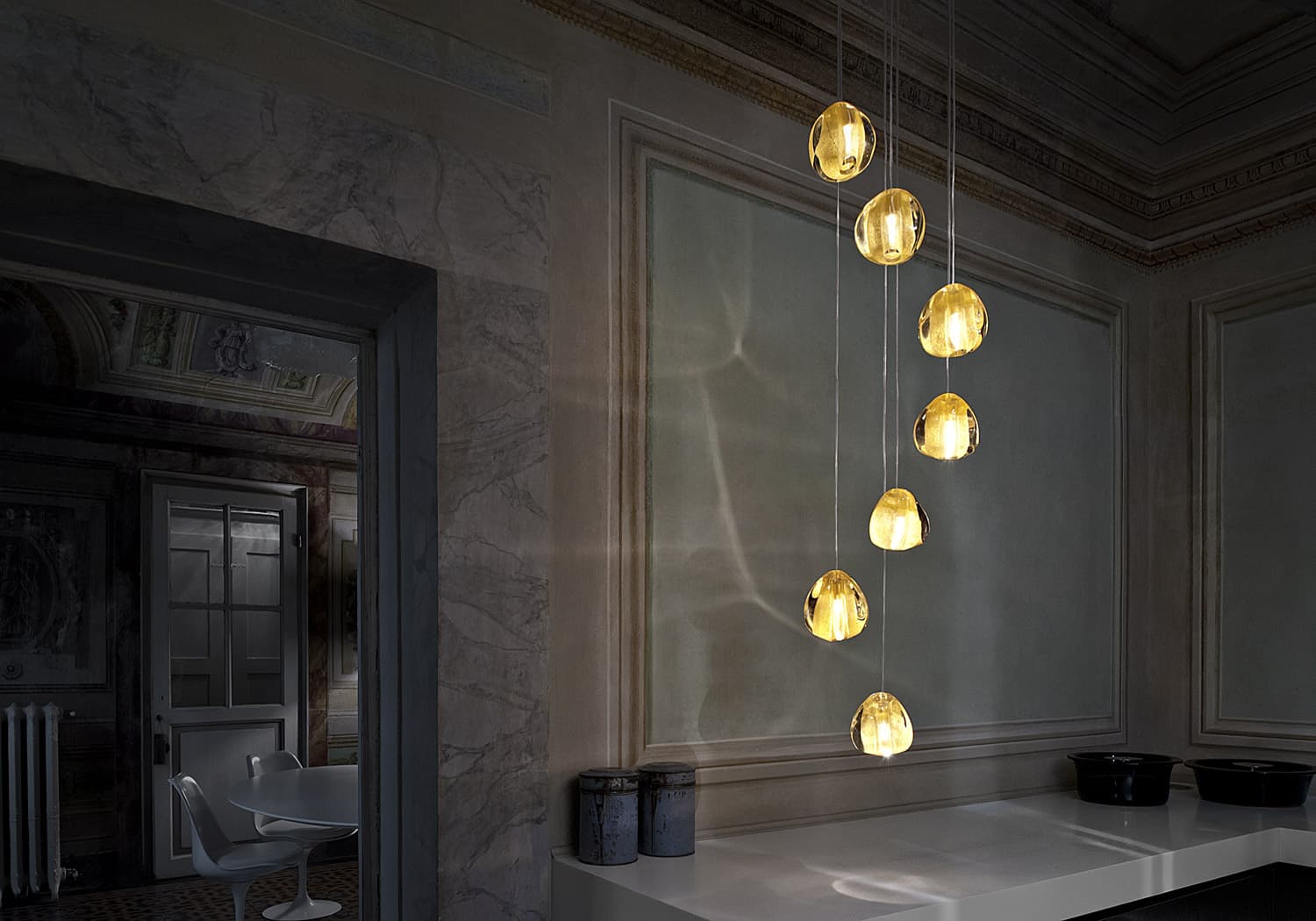 Avynor Postmodern Luxury Cherry Crystal Pendant Lamp - Letslighting