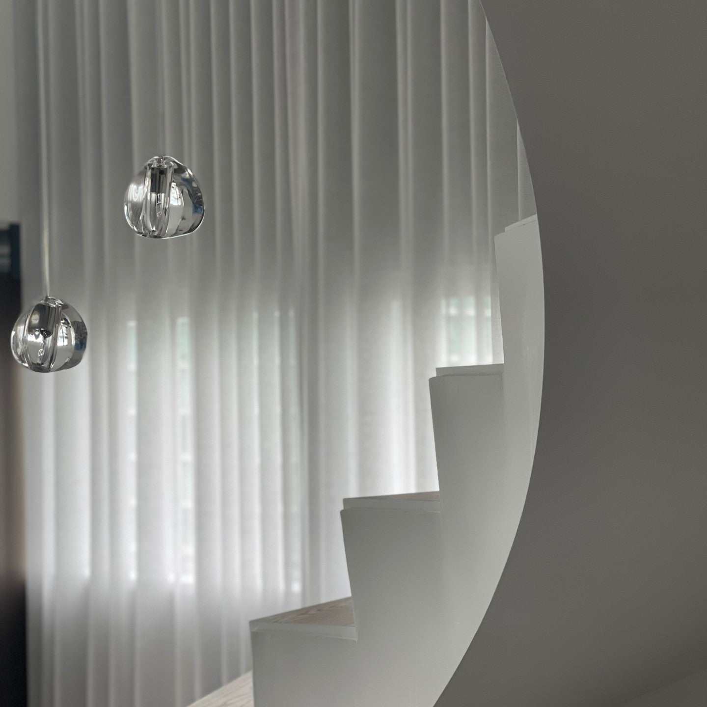 Avynor Postmodern Luxury Cherry Crystal Pendant Lamp - Letslighting