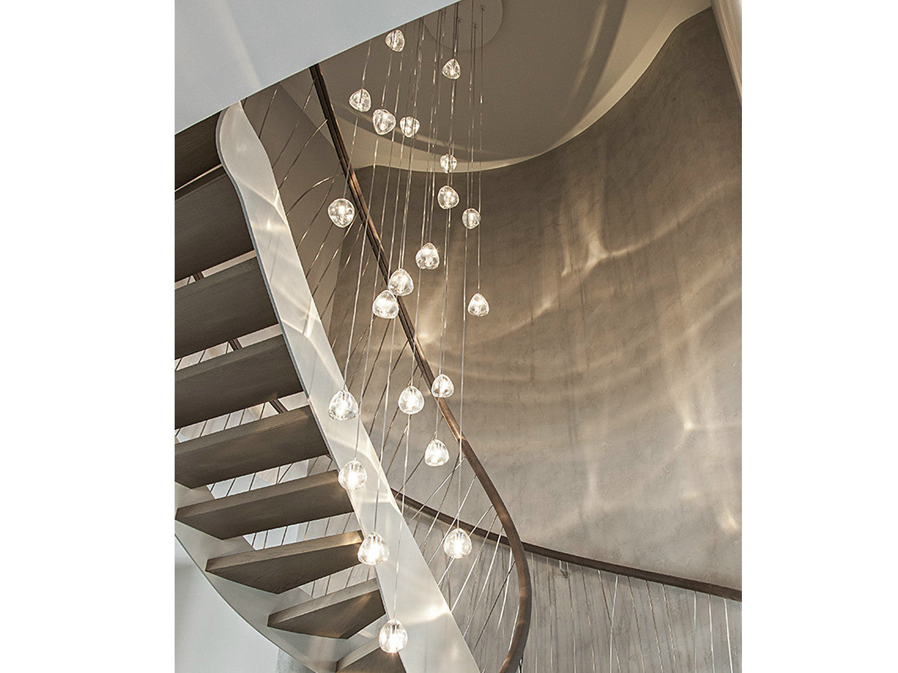Avynor Postmodern Luxury Cherry Crystal Pendant Lamp - Letslighting