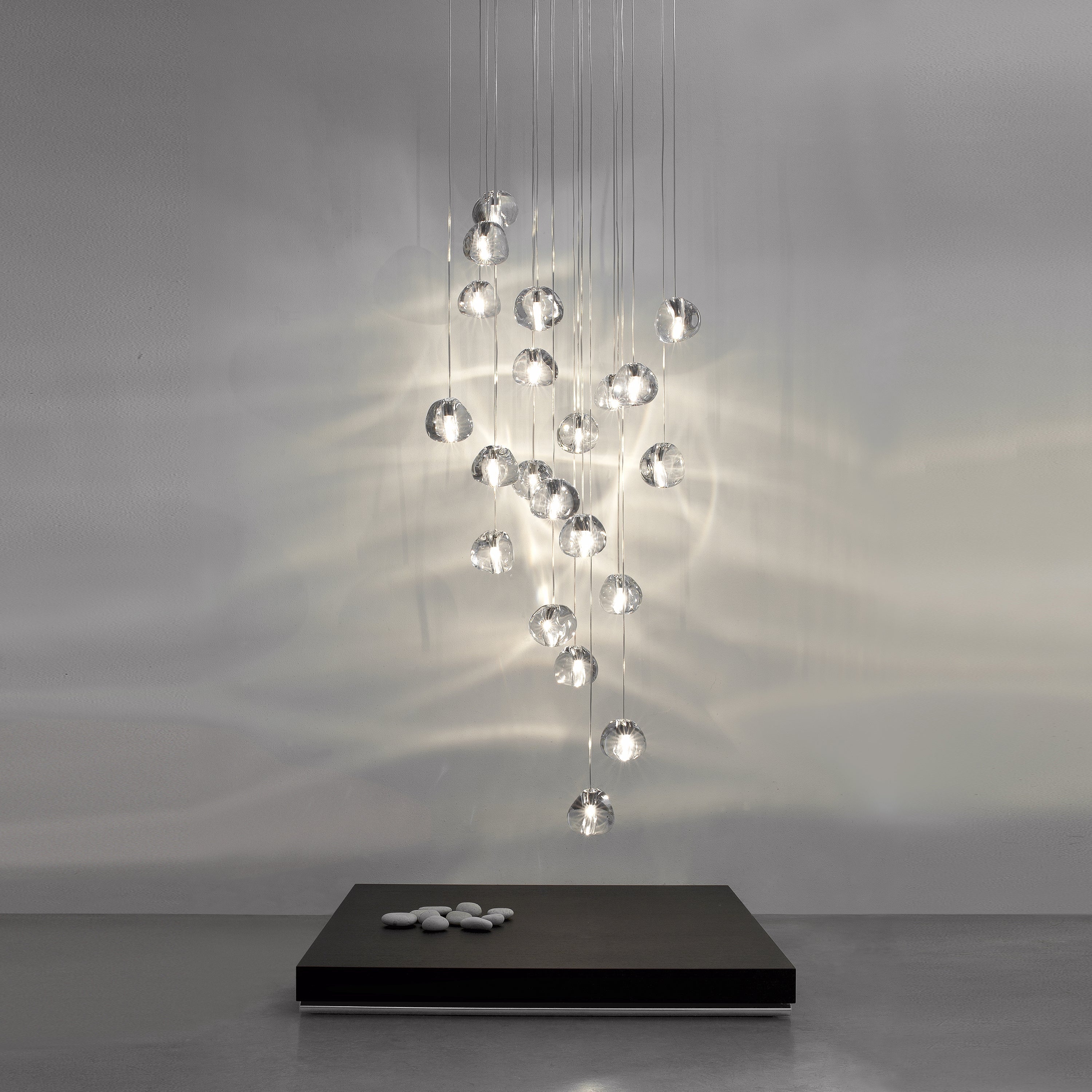 Avynor Postmodern Luxury Cherry Crystal Pendant Lamp - Letslighting