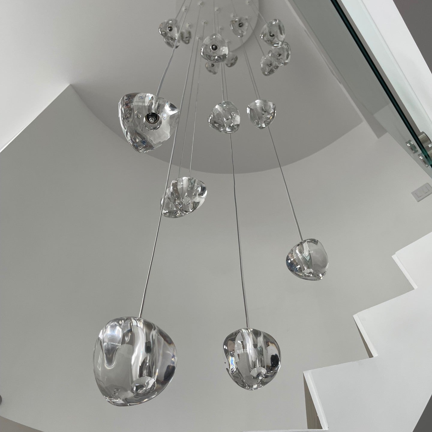 Avynor Postmodern Luxury Cherry Crystal Pendant Lamp - Letslighting