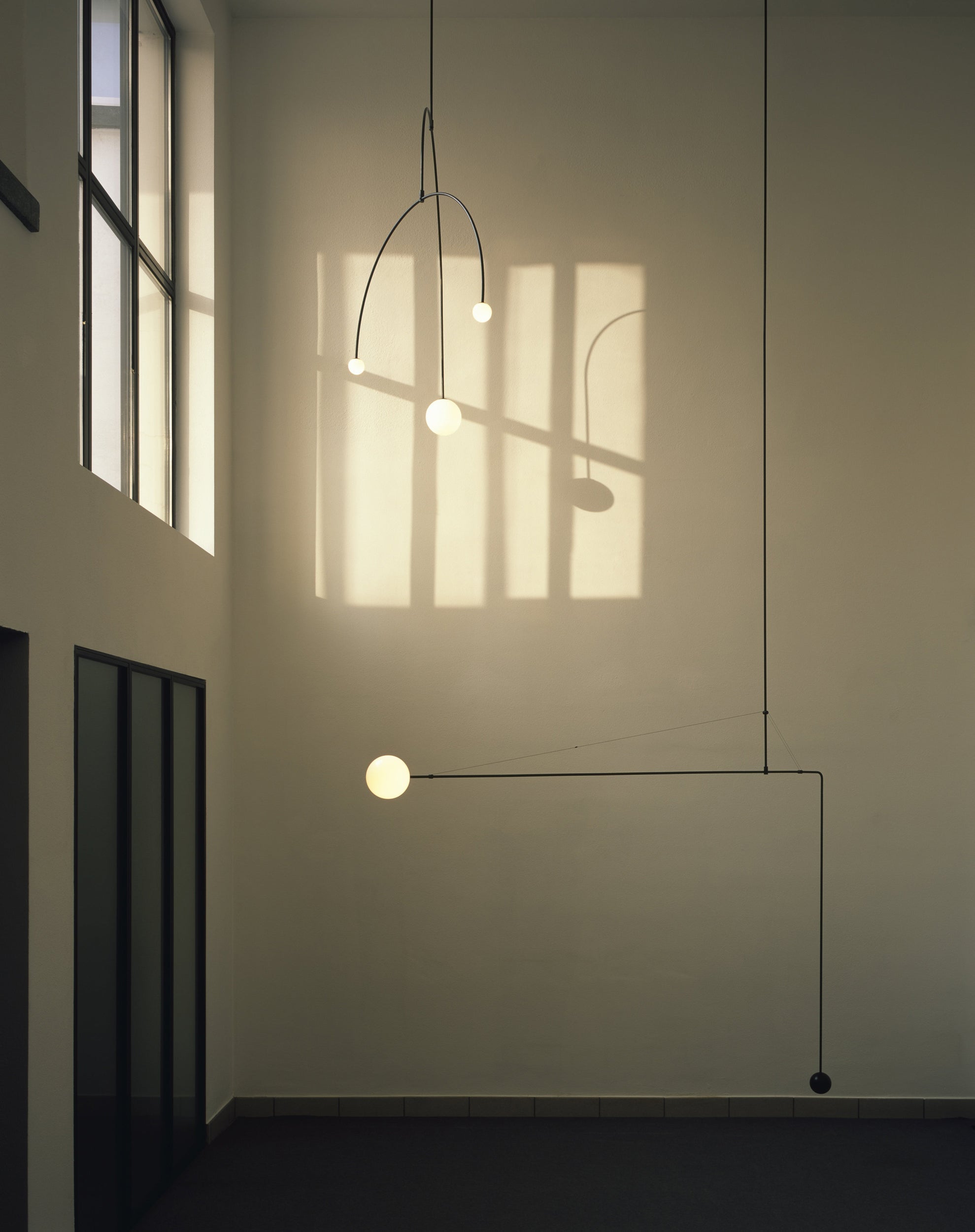 Lustra Chandelier Mobile Black Minimalist - Letslighting