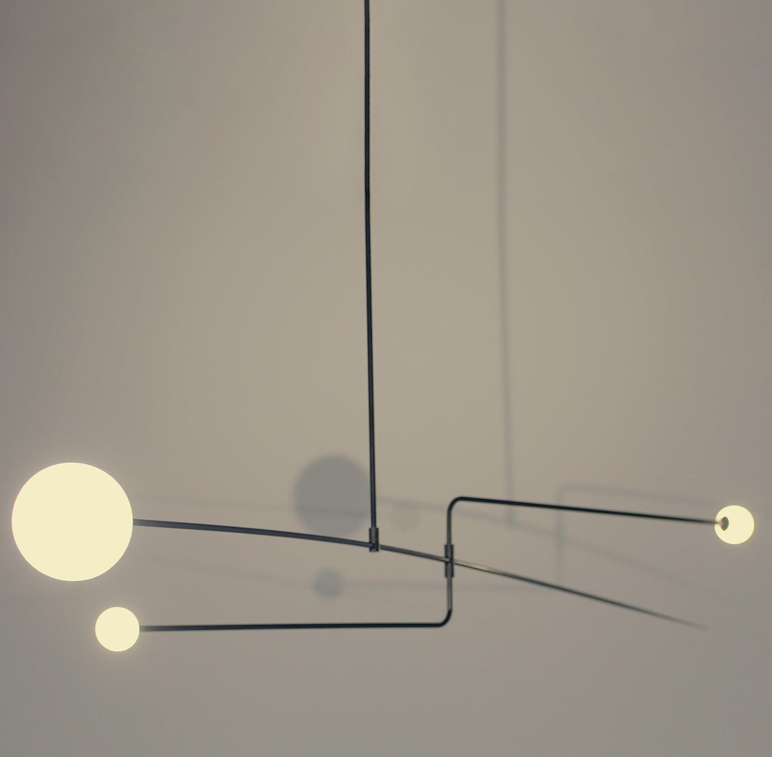 Lustra Chandelier Mobile Black Minimalist - Letslighting