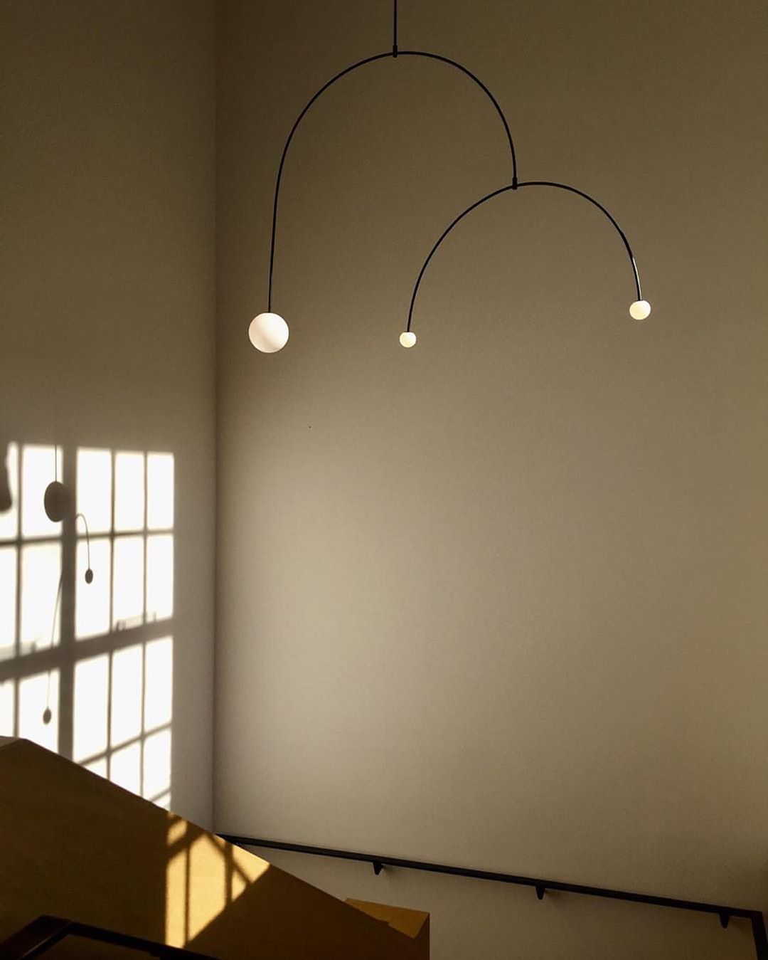 Lustra Chandelier Mobile Black Minimalist - Letslighting