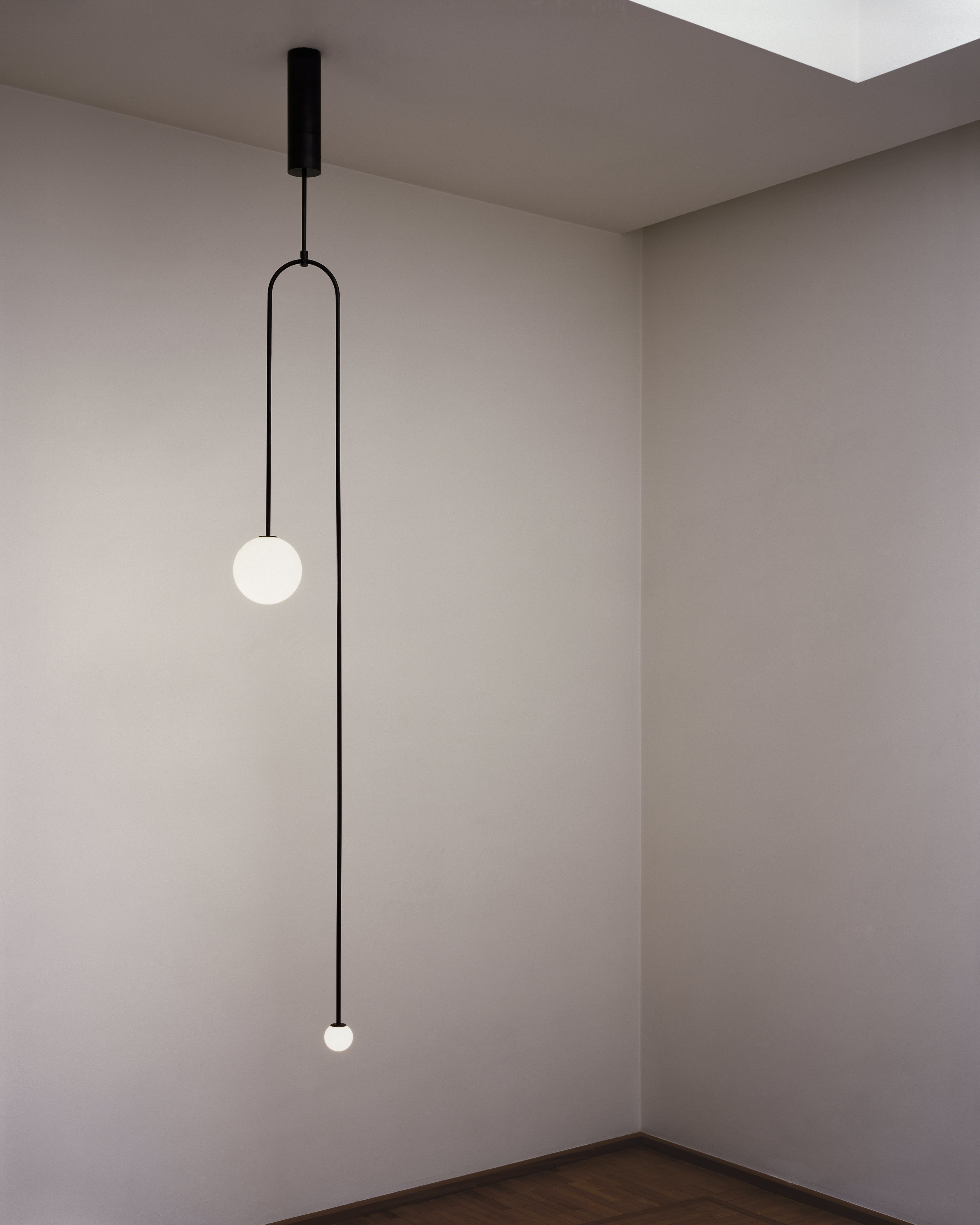 Lustra Chandelier Mobile Black Minimalist - Letslighting