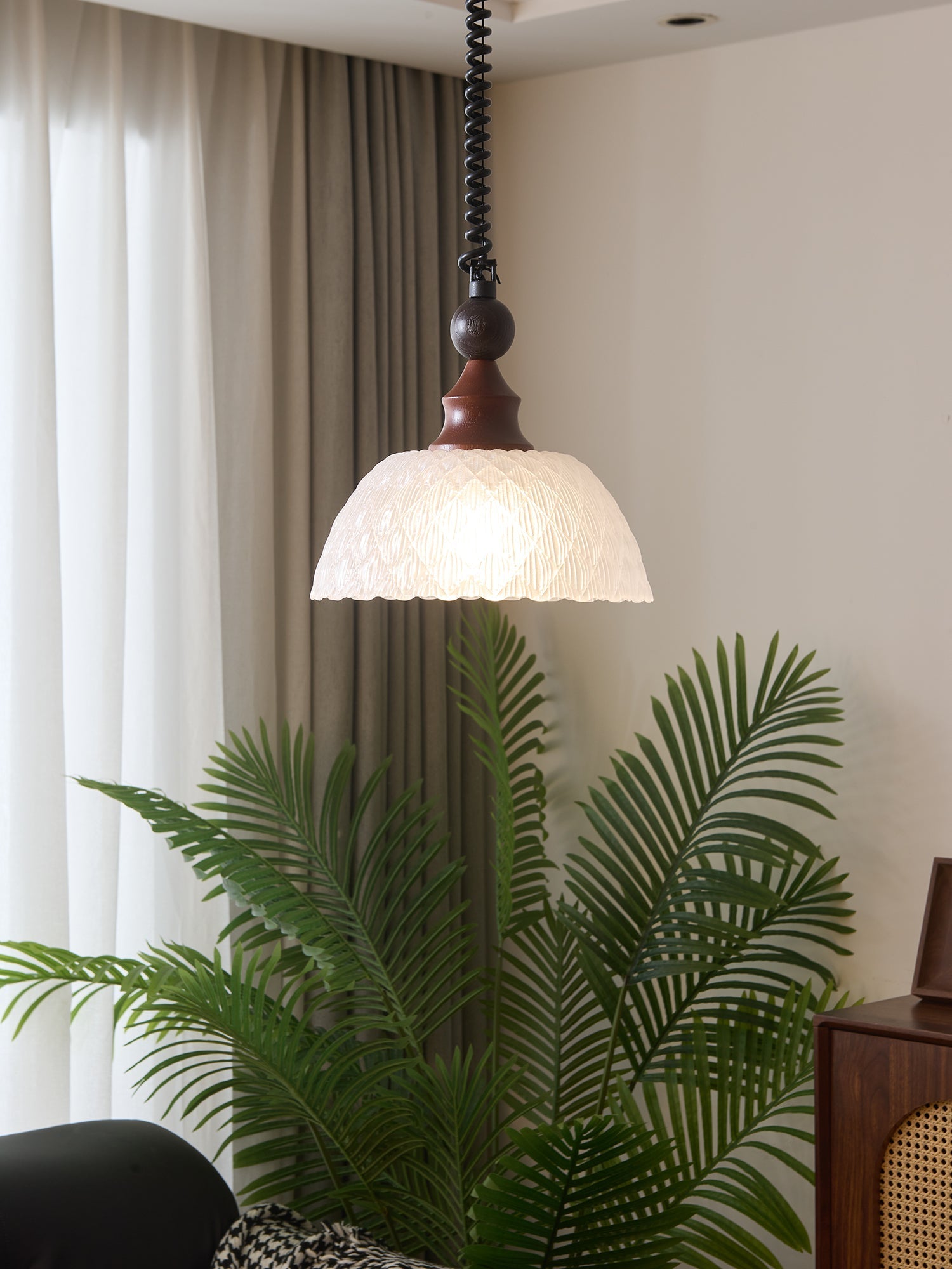 Nydoreth Elegance Vintage Art Wood Pendant Lamp - Letslighting