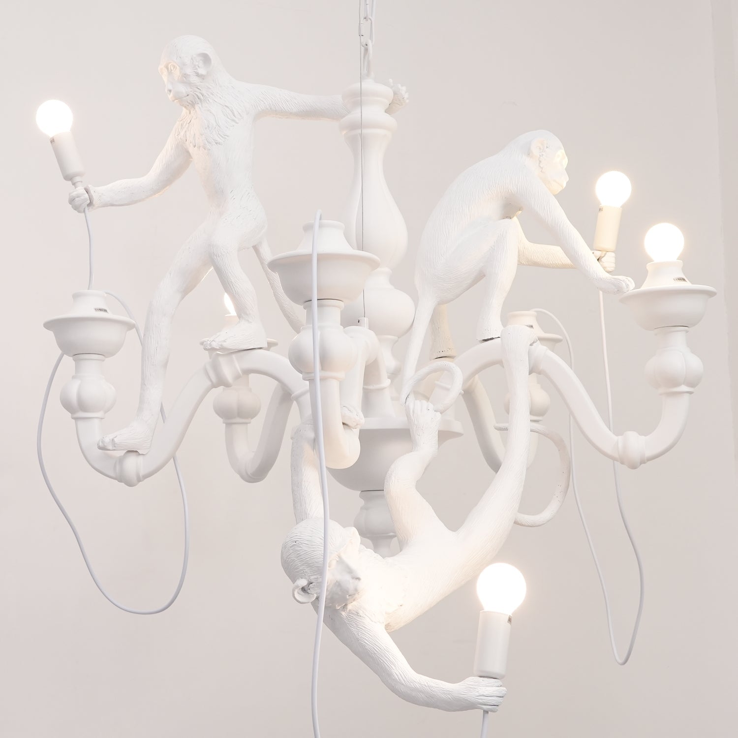 Lustra Chandelier Monkey Black Playful Sculpture - Letslighting