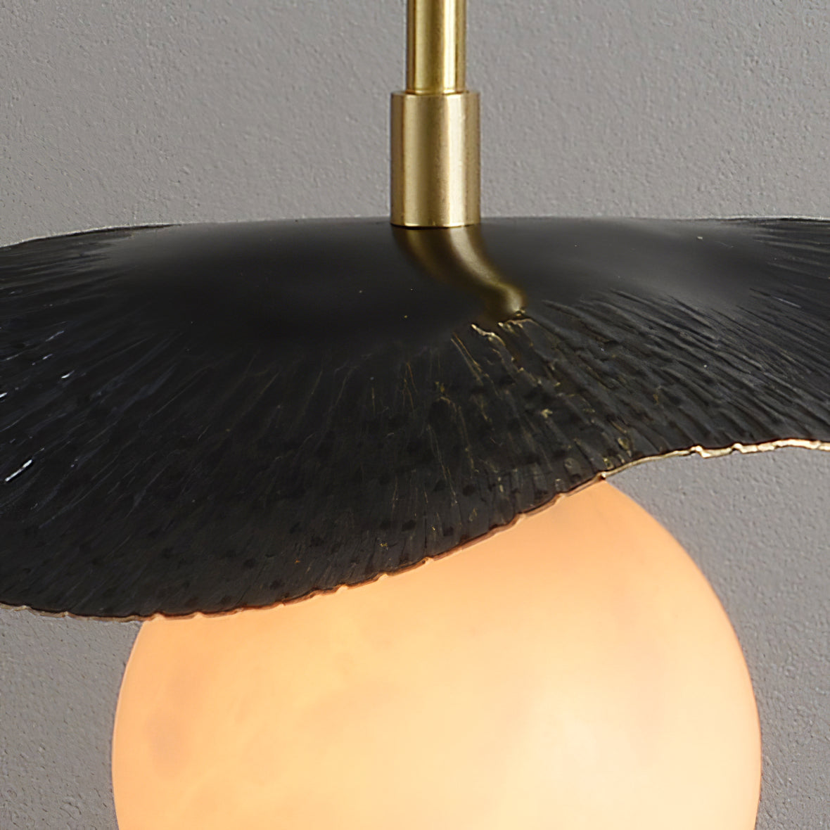 Zaraeen Modern Minimalist Brass Alabaster Pendant Light - Letslighting
