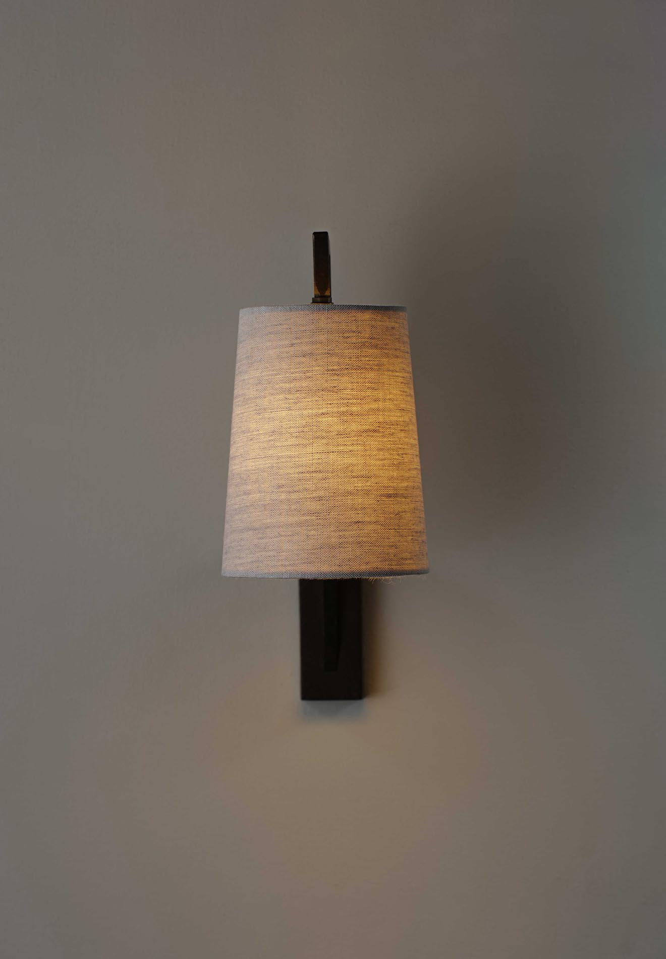 Myvarira Modern Minimalist Brass Fabric Wall Lamp - Letslighting