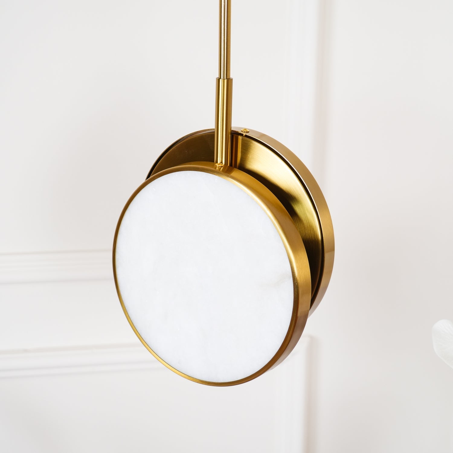 Synoryra Dual Disc Alabaster Pendant Light - Letslighting
