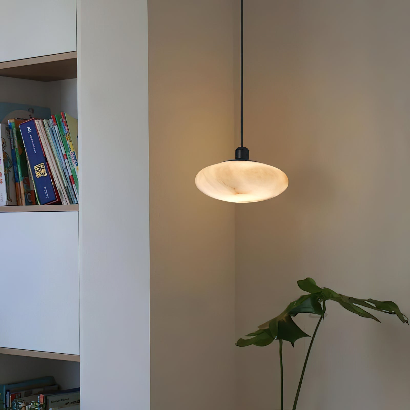 Cuthean Modern Minimalist Brass Alabaster Pendant Lamp - Letslighting