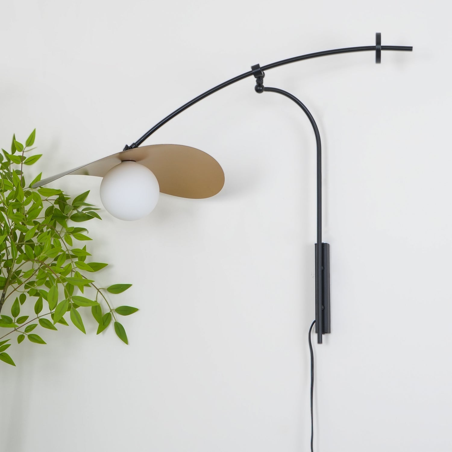 Embise Glass Minimalist Wall Lamp - Letslighting