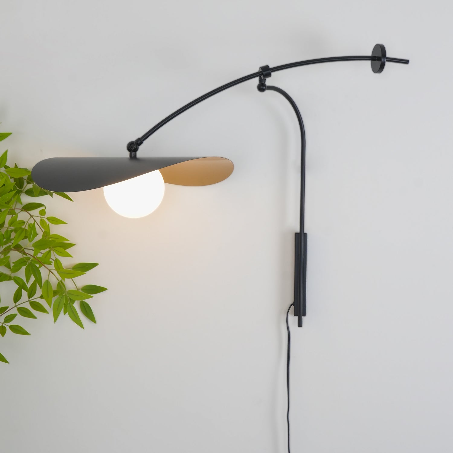 Embise Glass Minimalist Wall Lamp - Letslighting