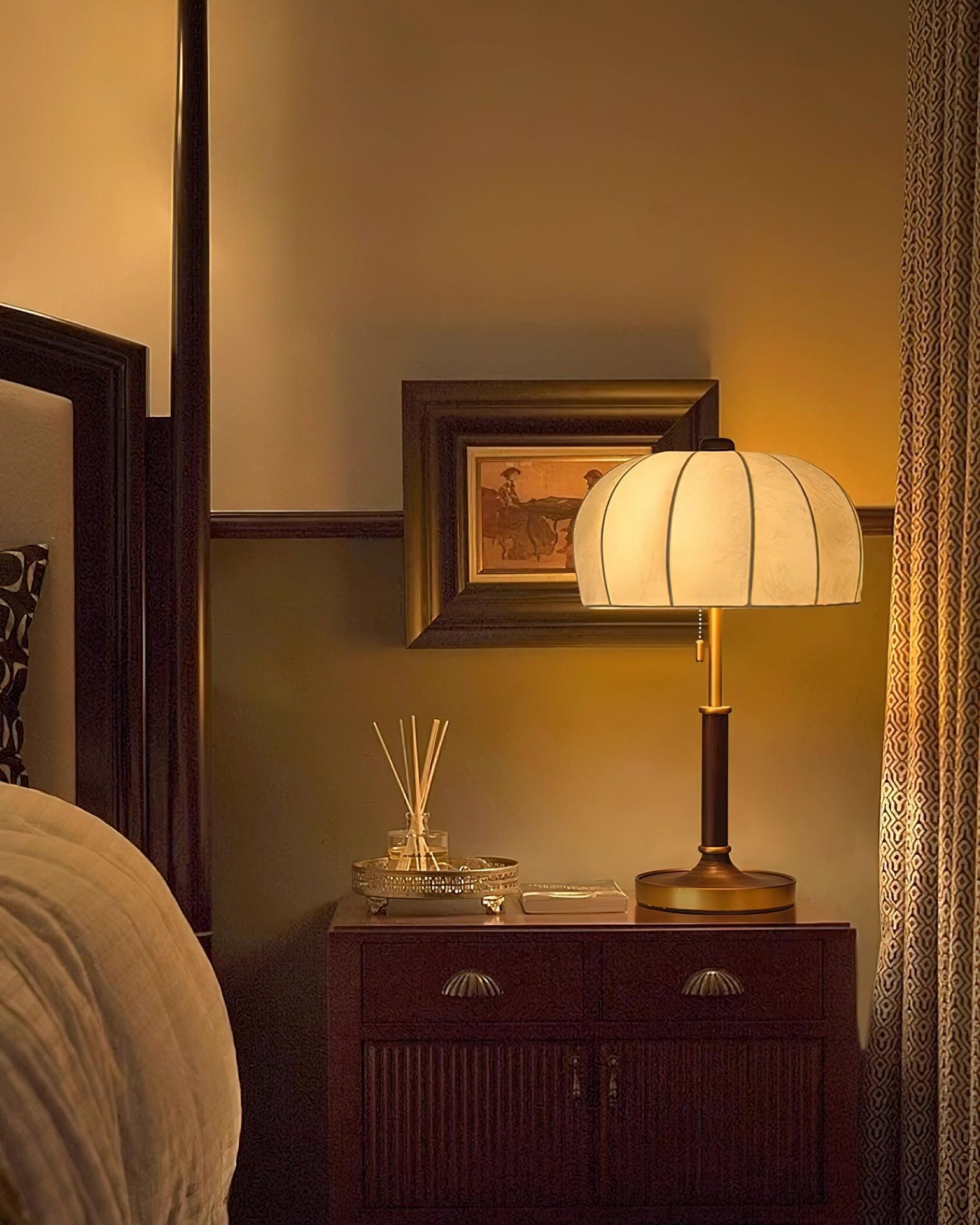 Liorian Wood Fabric Retro Table Lamp - Letslighting