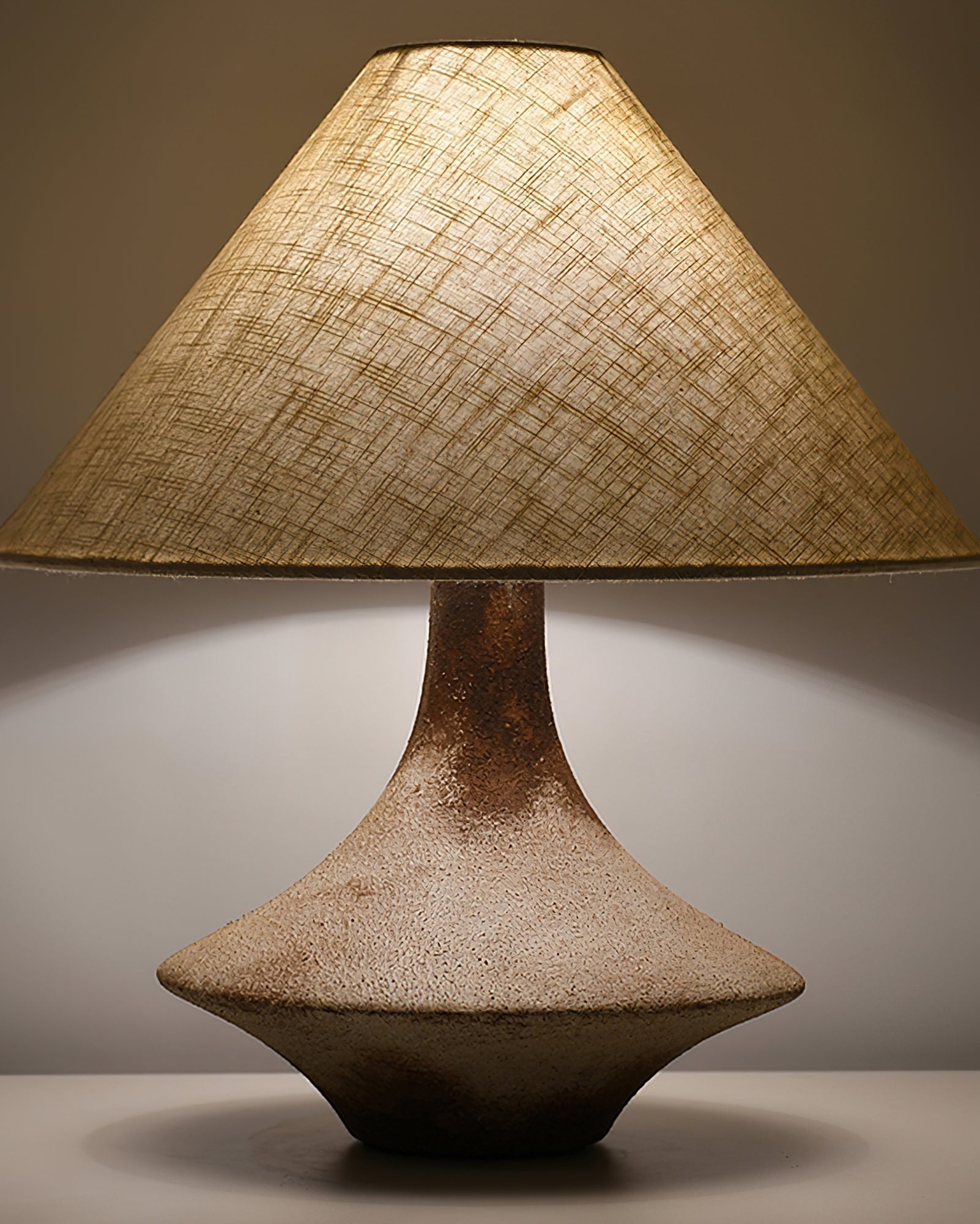 Navoer Fabric Artistic Table Lamp - Letslighting