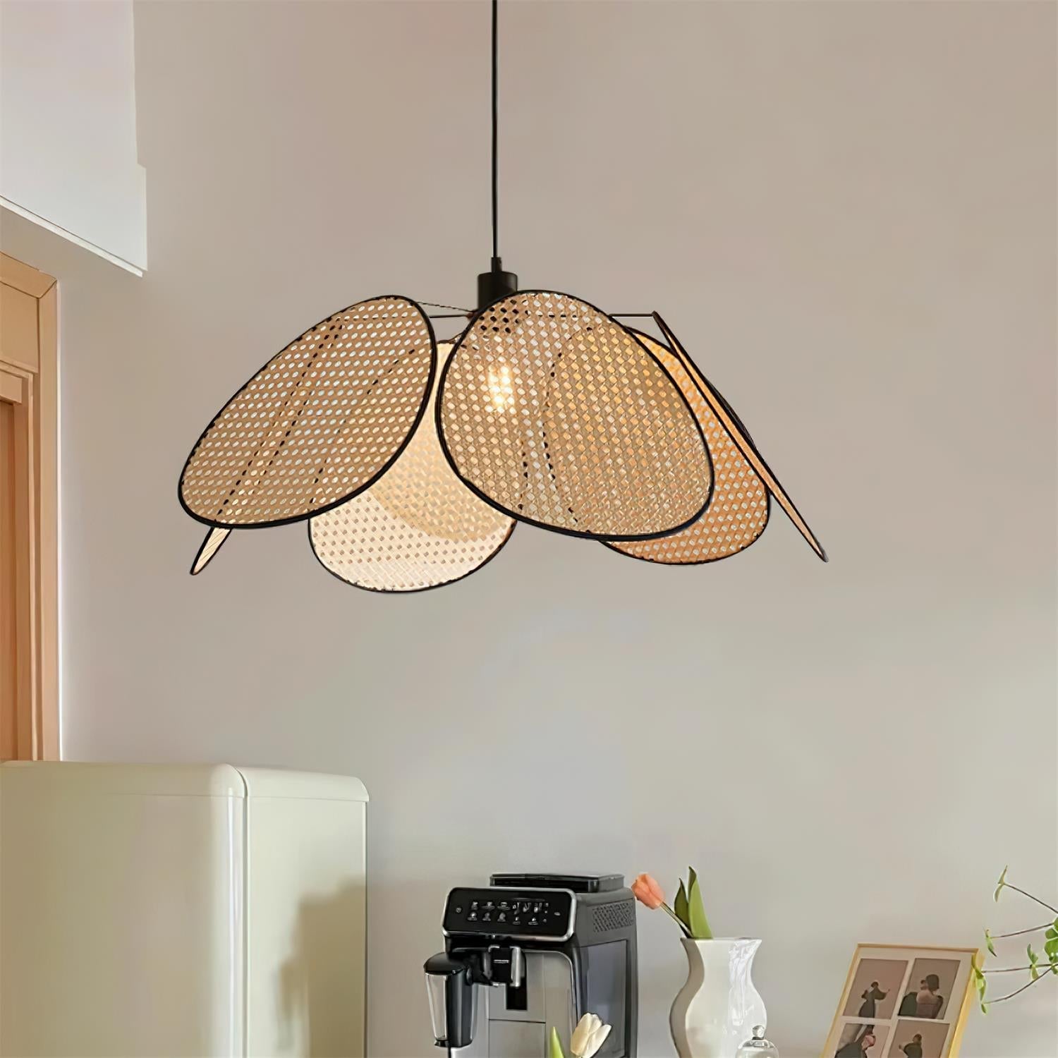 Chandelier with Rattan Petals and Frame Ambient Bohemian - Letslighting