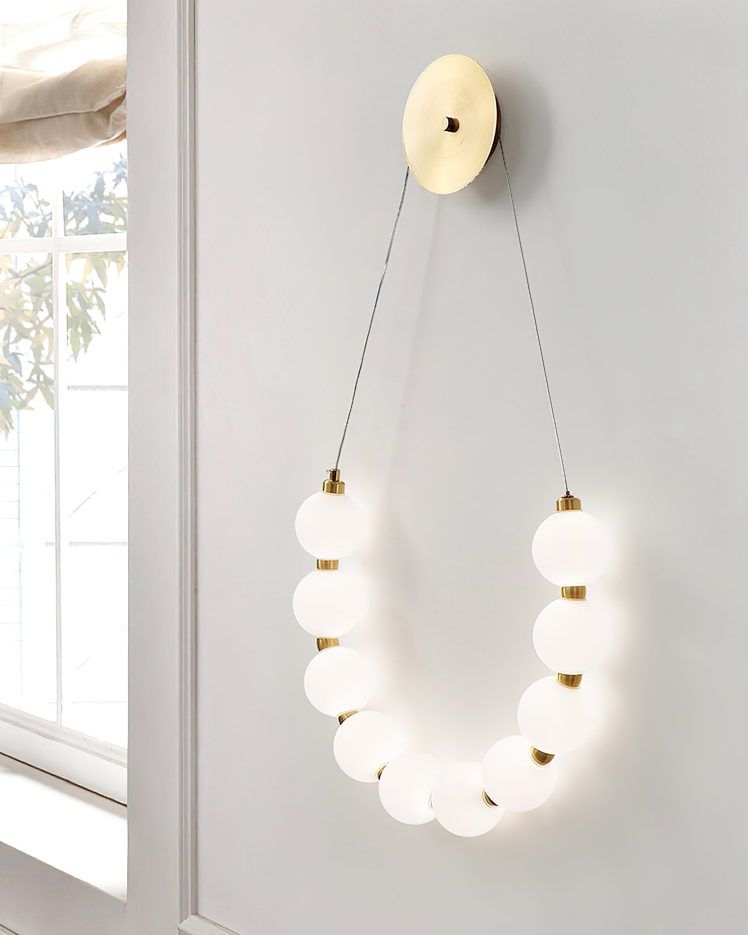 Ilirel Art Necklace Loop Brass Wall Lamp - Letslighting
