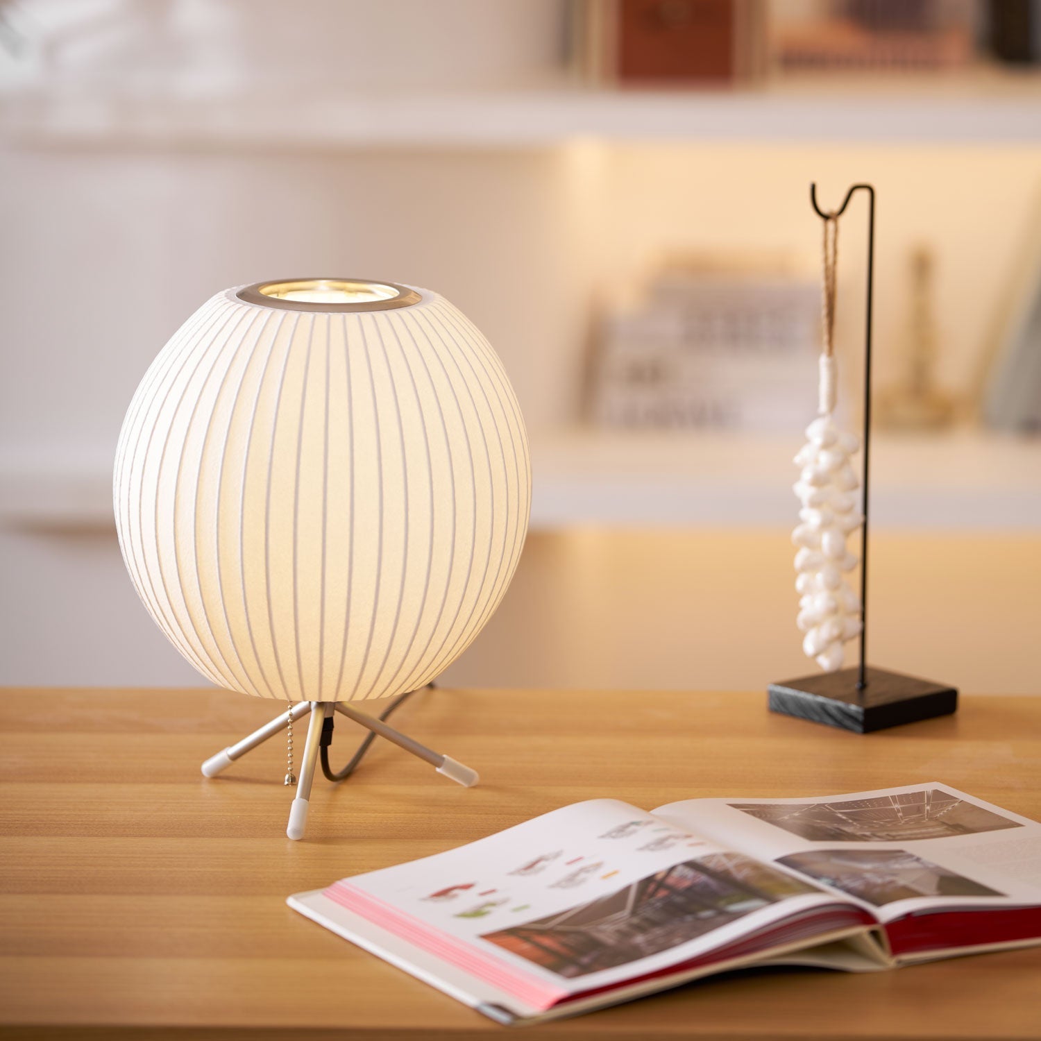 Glinice Steel Minimalist Table Lamp - Letslighting