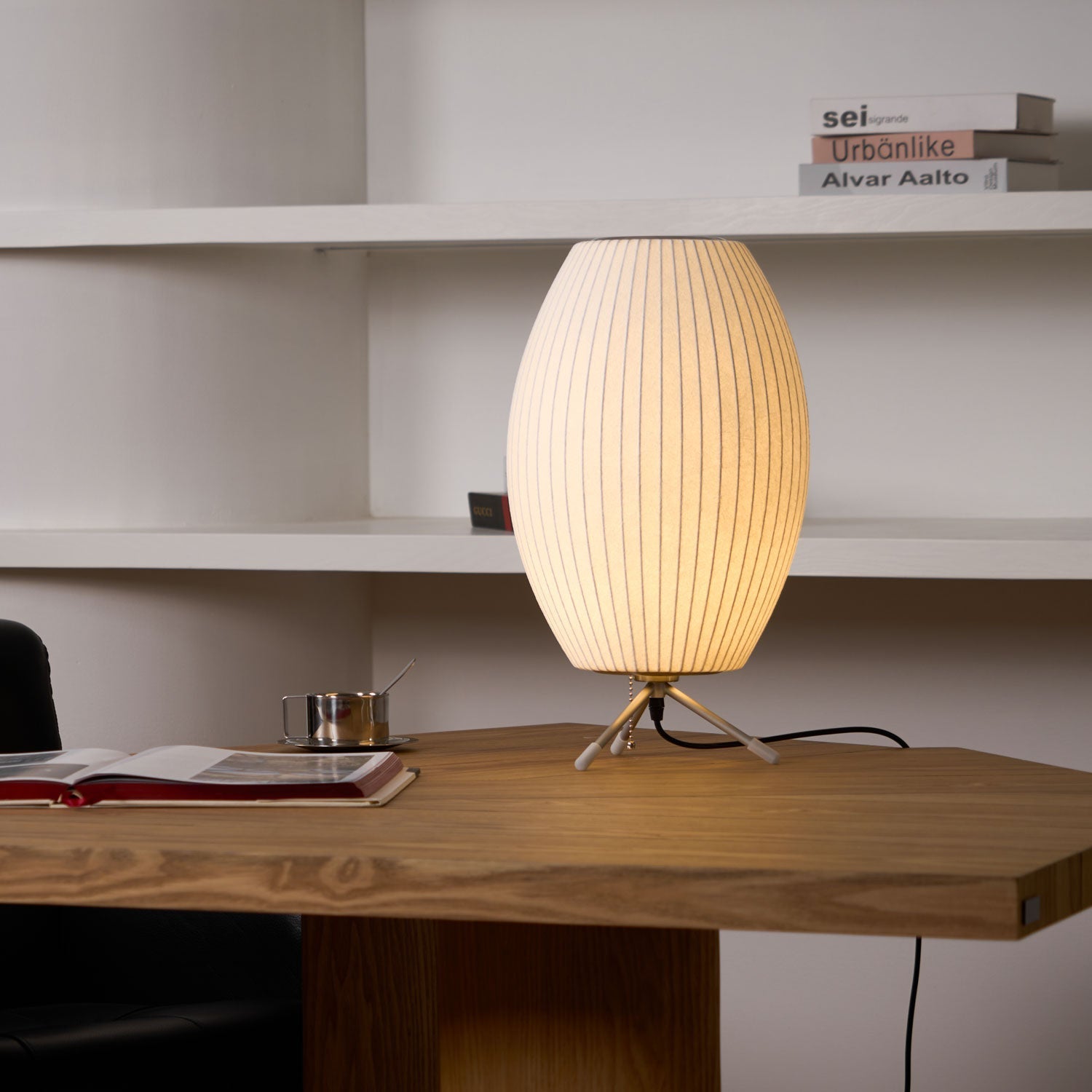 Glinice Steel Minimalist Table Lamp - Letslighting