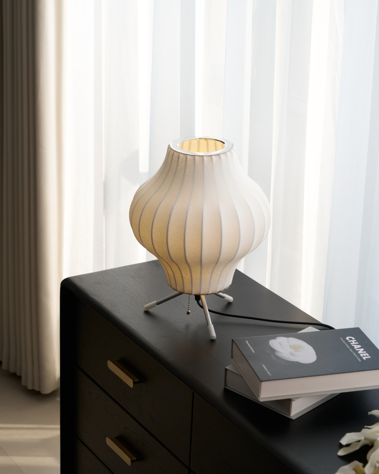 Glinice Steel Minimalist Table Lamp - Letslighting
