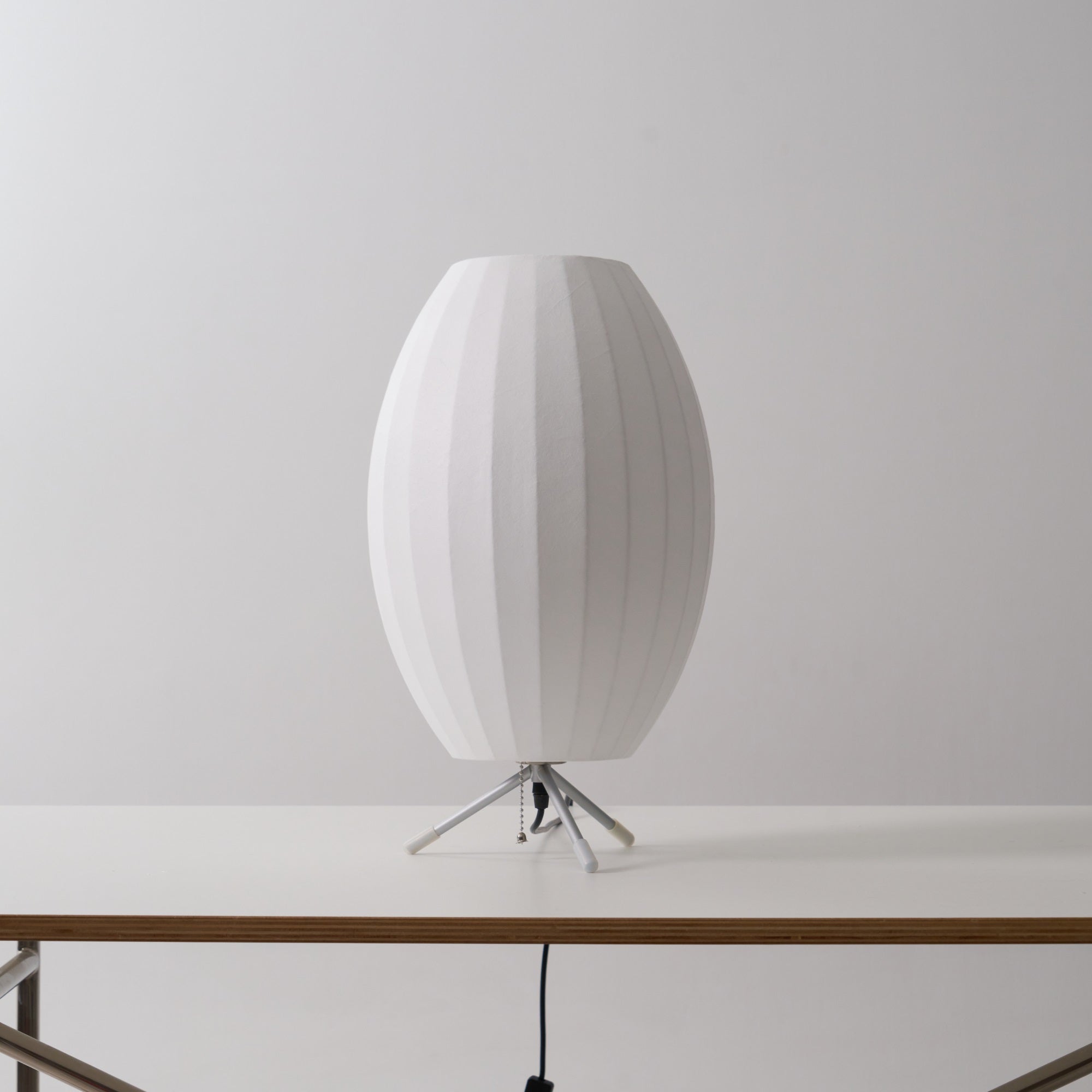 Glinice Steel Minimalist Table Lamp - Letslighting