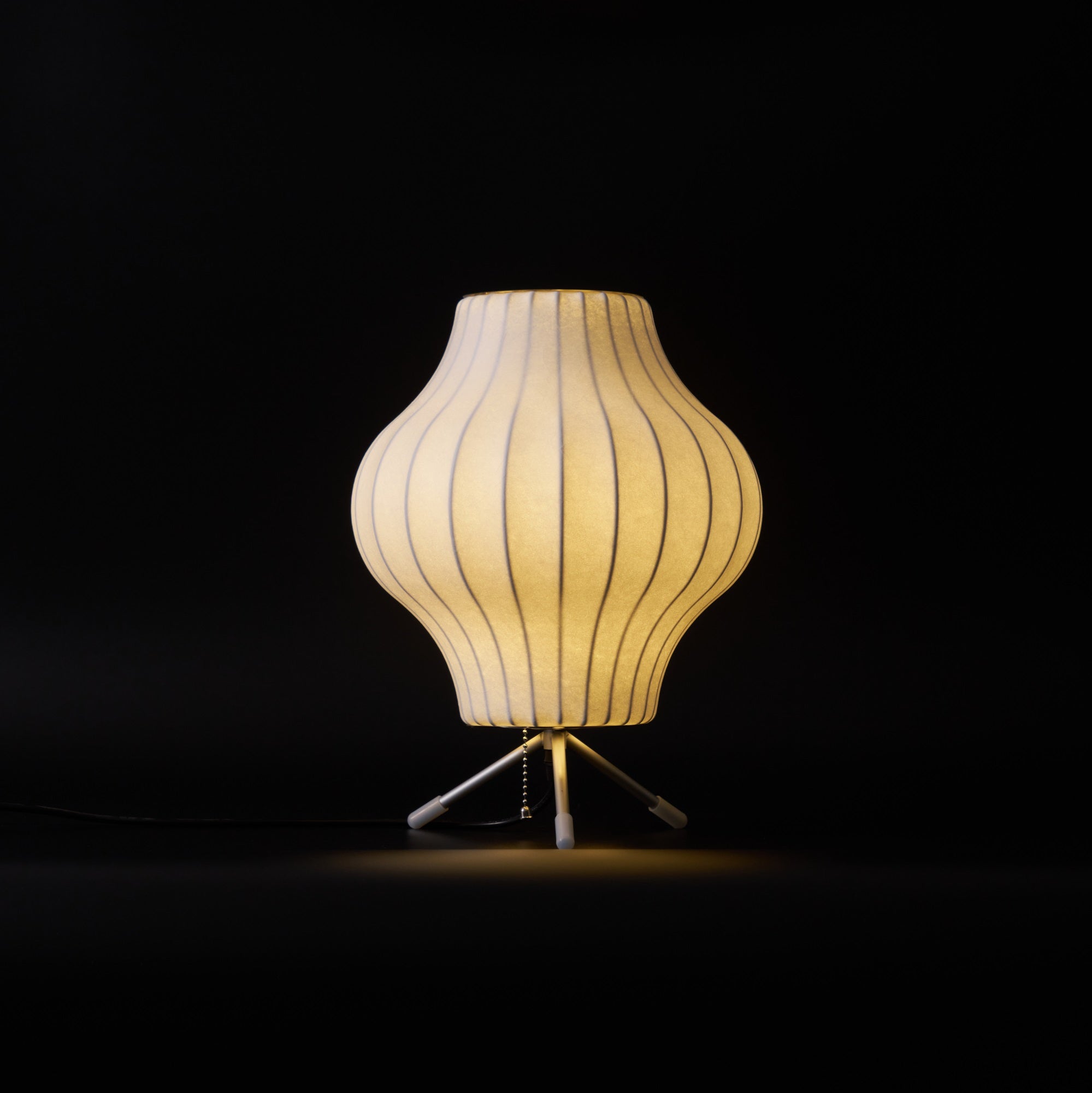 Glinice Steel Minimalist Table Lamp - Letslighting