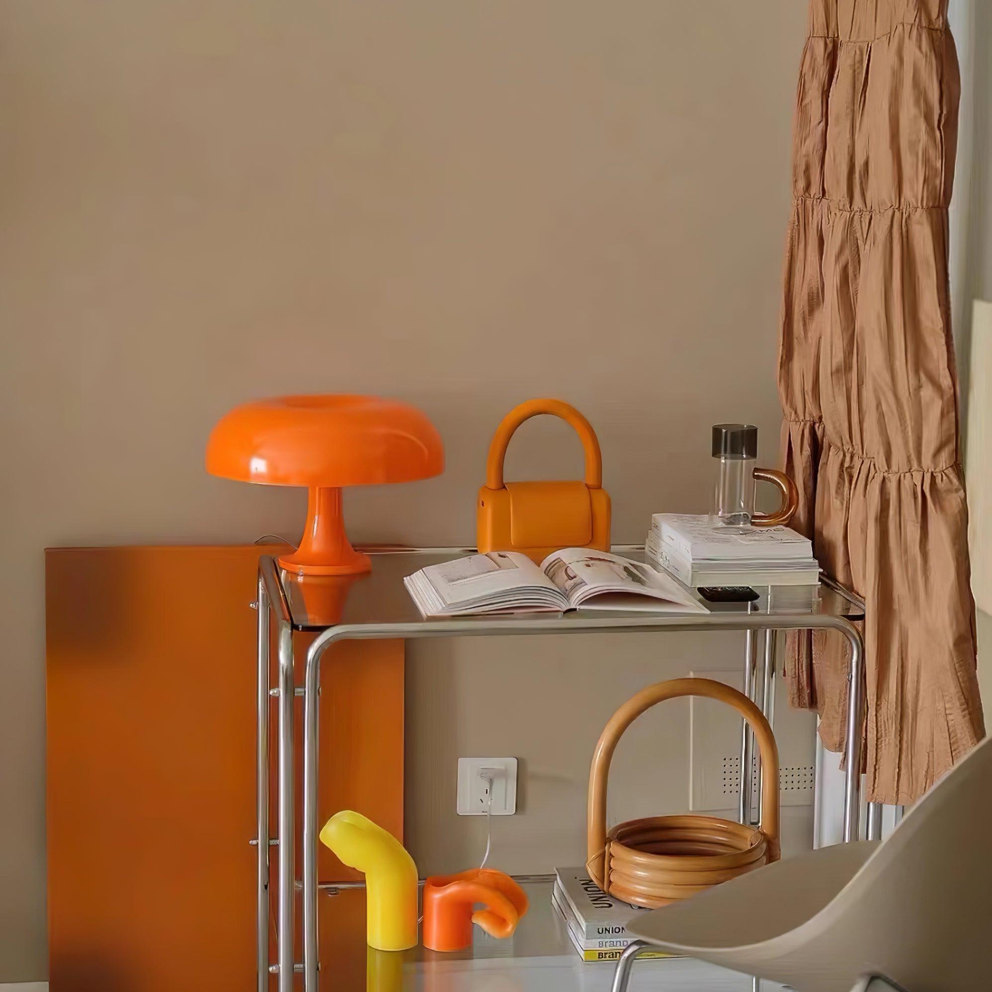 Ondain Playful Retro Table Lamp - Letslighting