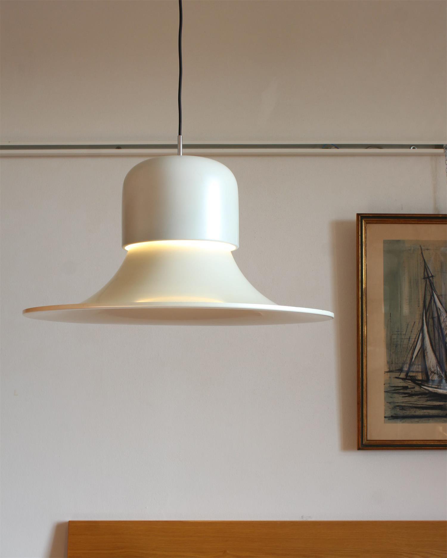 Nordisk Pendant Lamp Flared Red LED Modern - Letslighting
