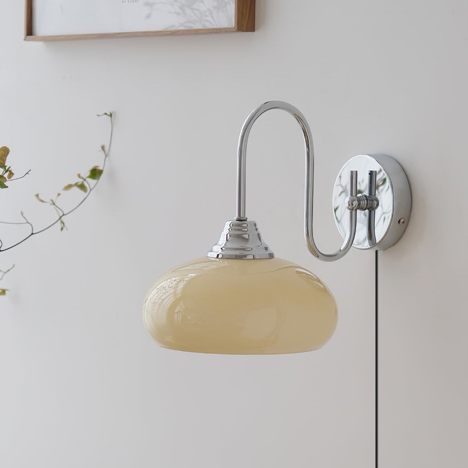 Valentina Glass Plug-in Wall Lamp