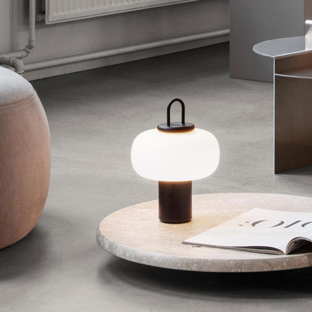 Solisic Minimalist Table Lamp - Letslighting